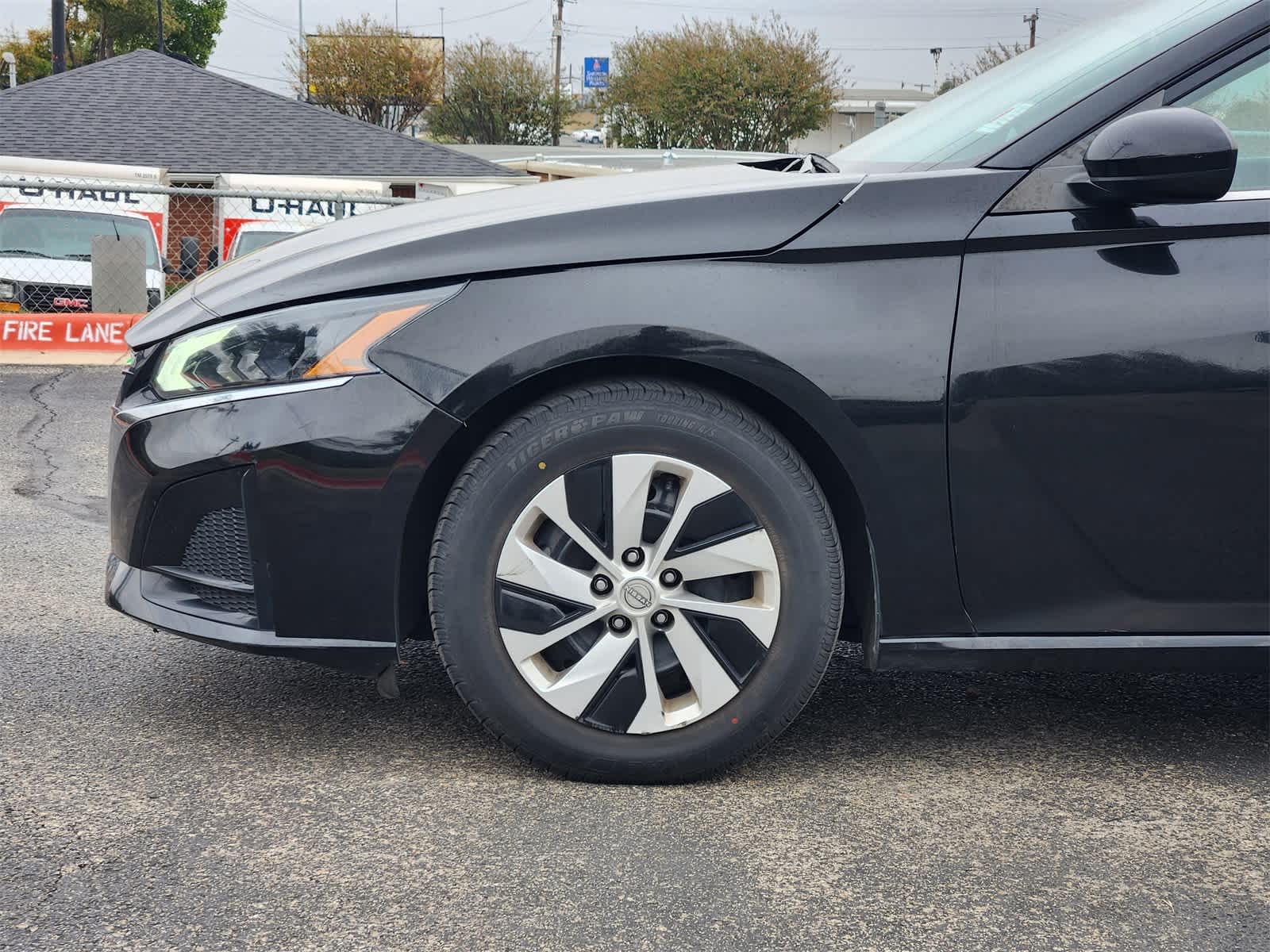 Thumbnail: 2023 Nissan Altima - 8