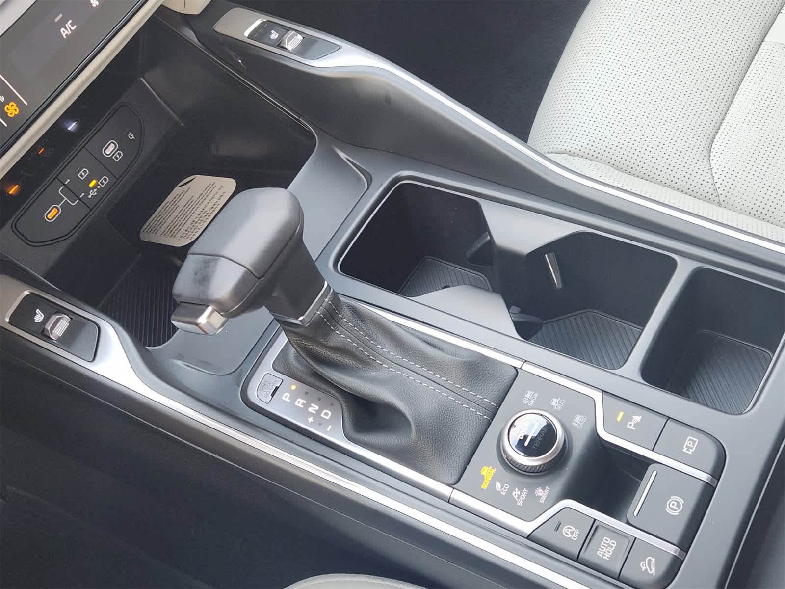 Thumbnail: 2026 Kia Sorento - 17