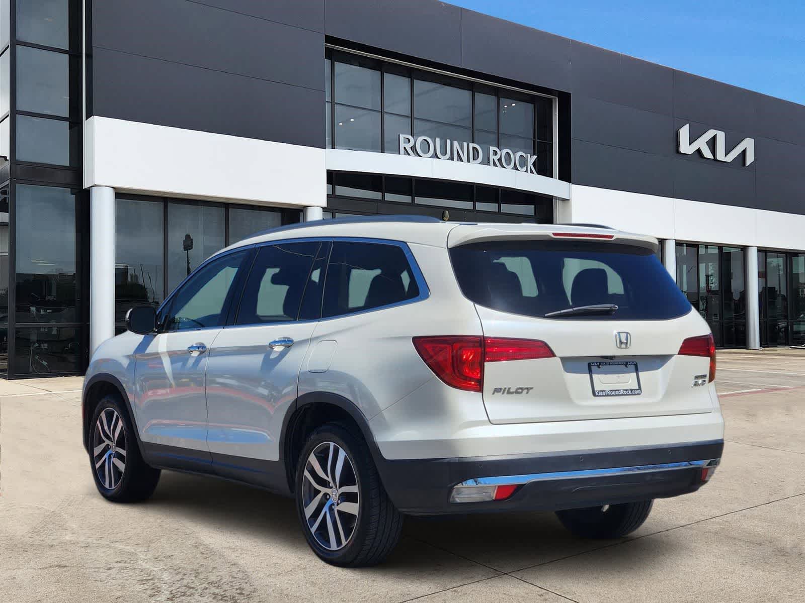 Thumbnail: 2016 Honda Pilot - 6