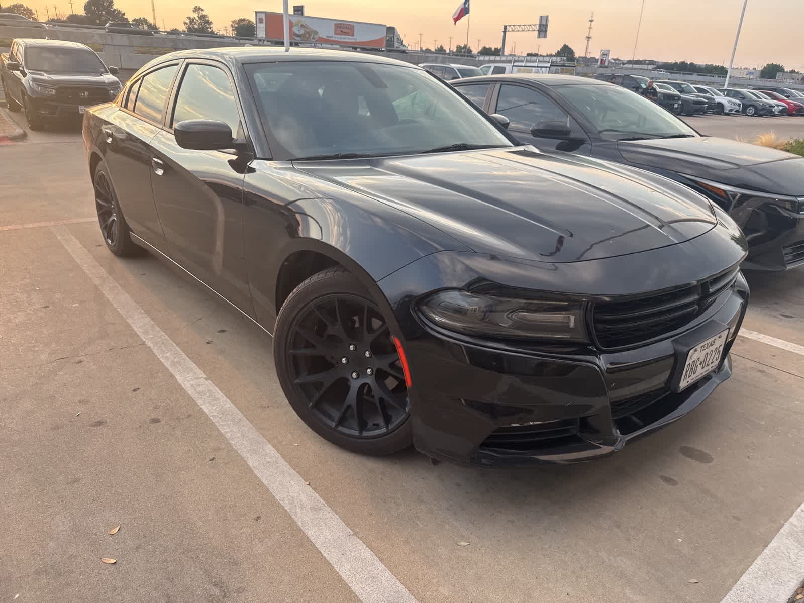 Thumbnail: 2017 Dodge Charger - 3