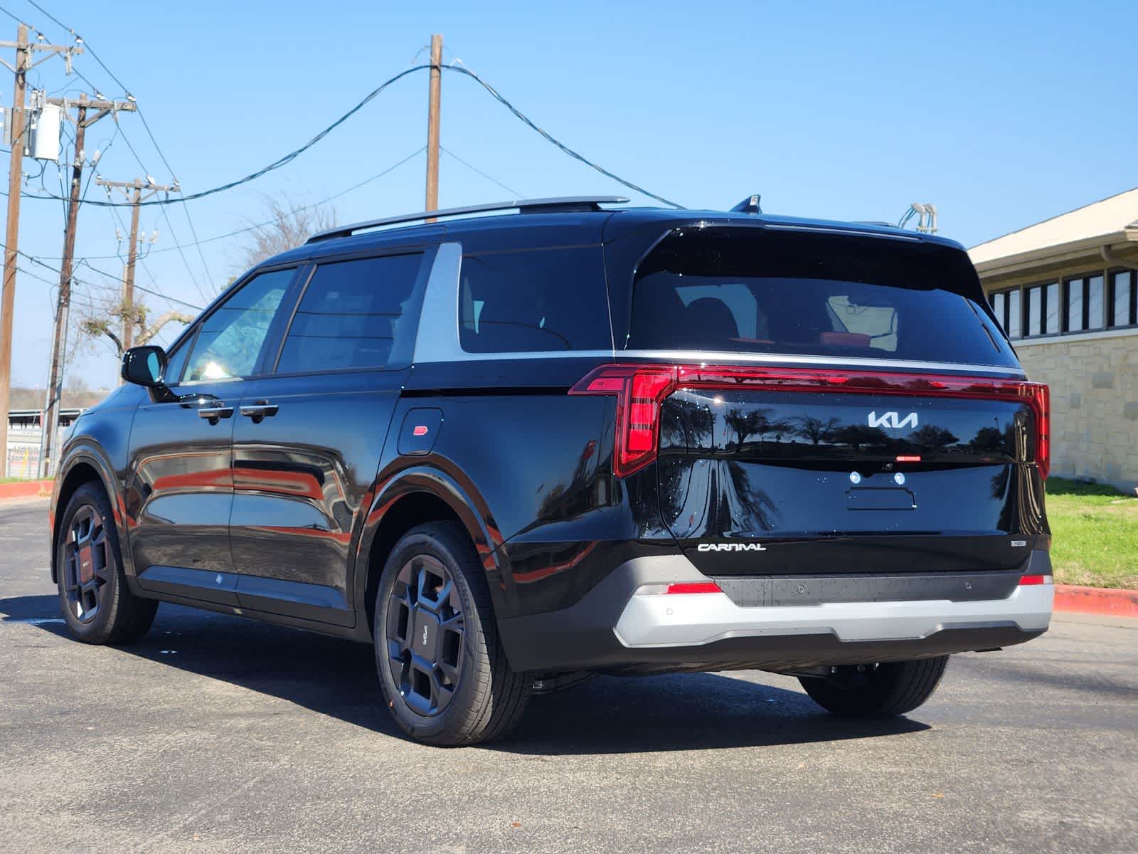 Thumbnail: 2026 Kia Carnival - 5