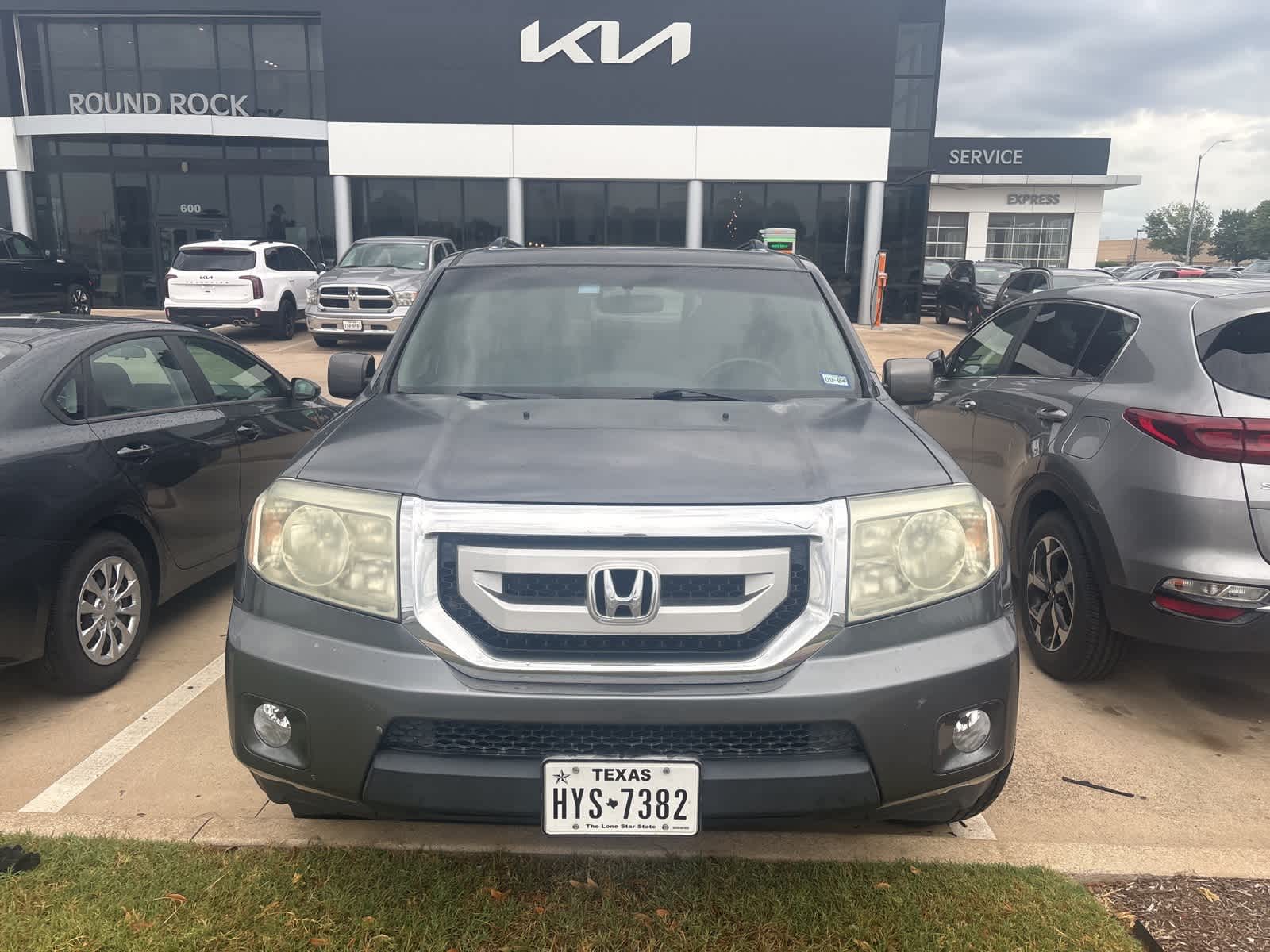 Thumbnail: 2010 Honda Pilot - 2