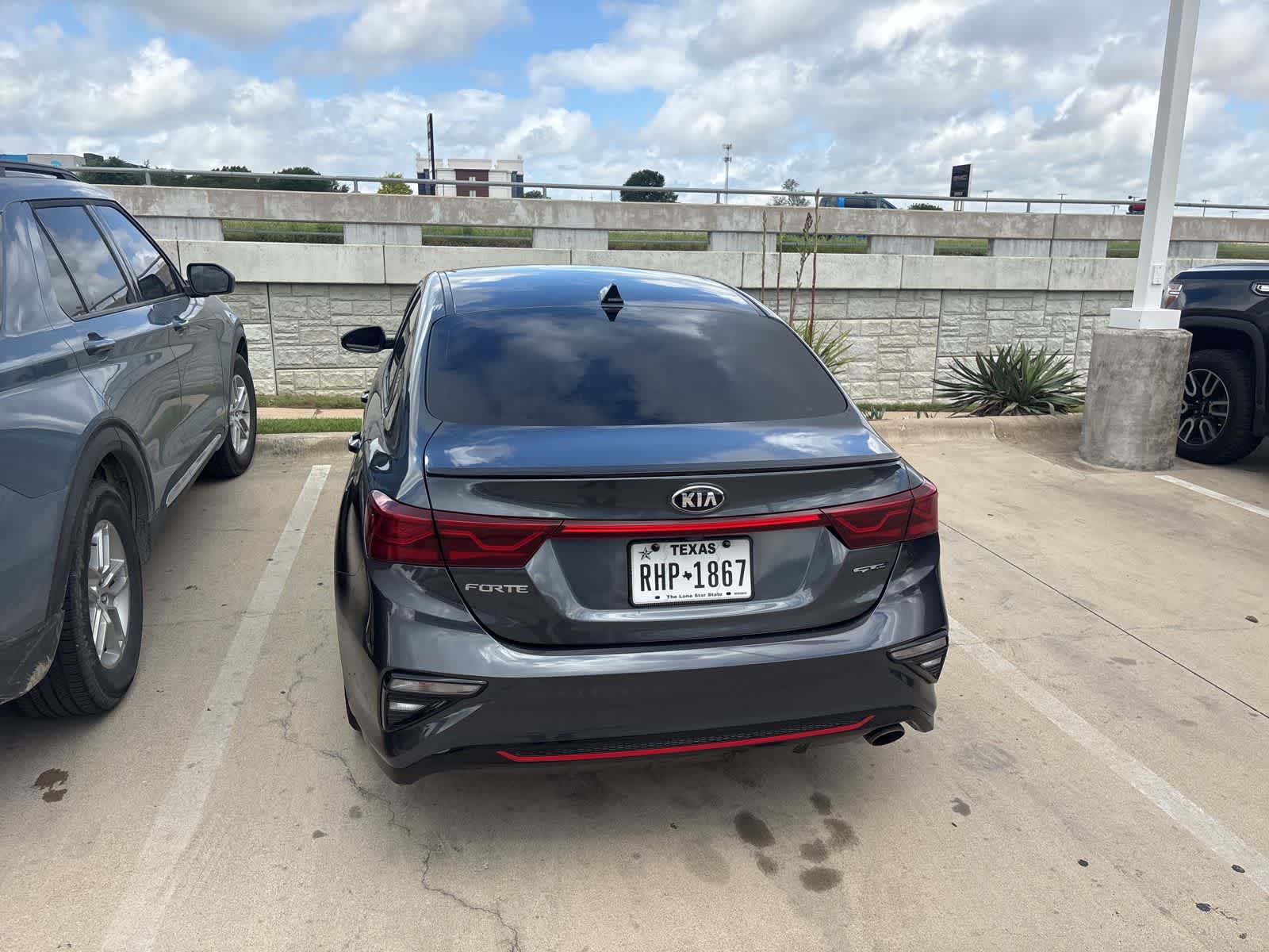 Thumbnail: 2020 Kia Forte - 15