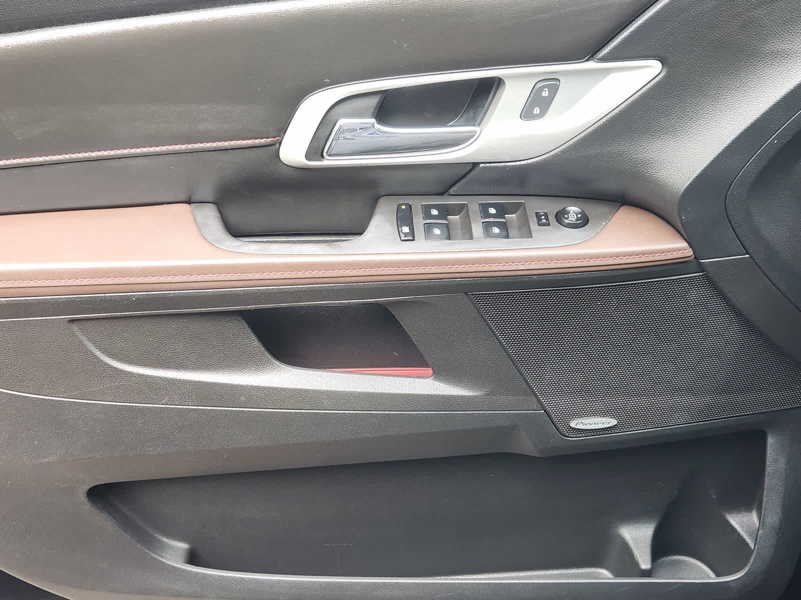 Thumbnail: 2012 GMC Terrain - 20