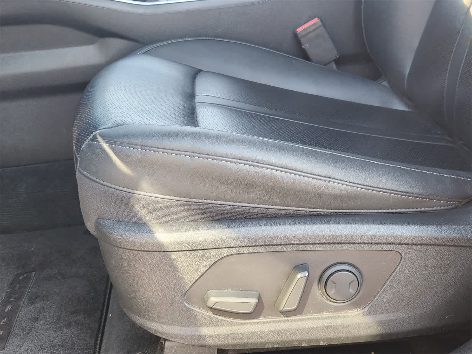 Thumbnail: 2022 Kia Sorento - 22