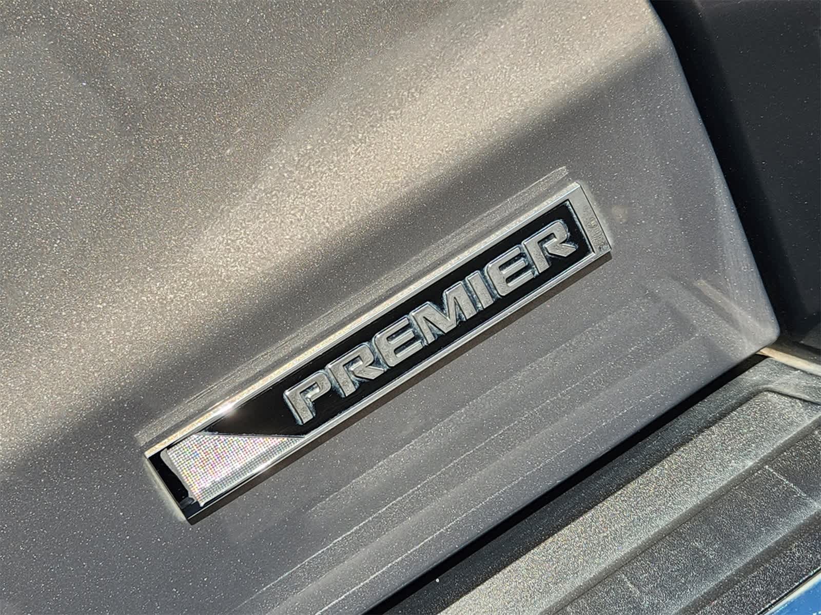 Thumbnail: 2018 Chevrolet Tahoe - 12