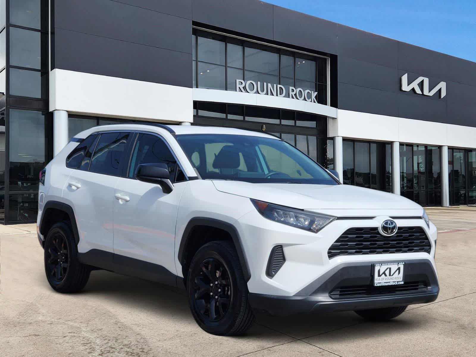 Thumbnail: 2021 Toyota RAV4 - 3