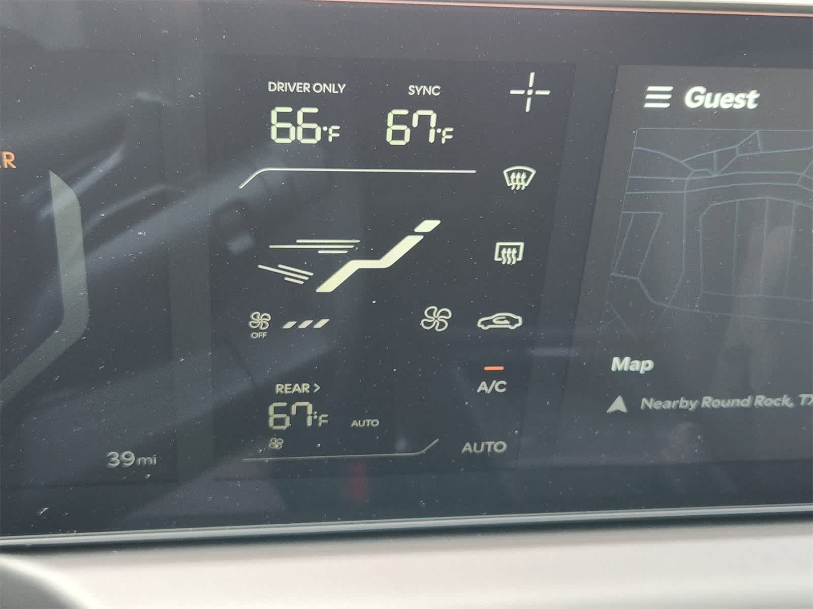 Thumbnail: 2026 Kia EV9 - 16