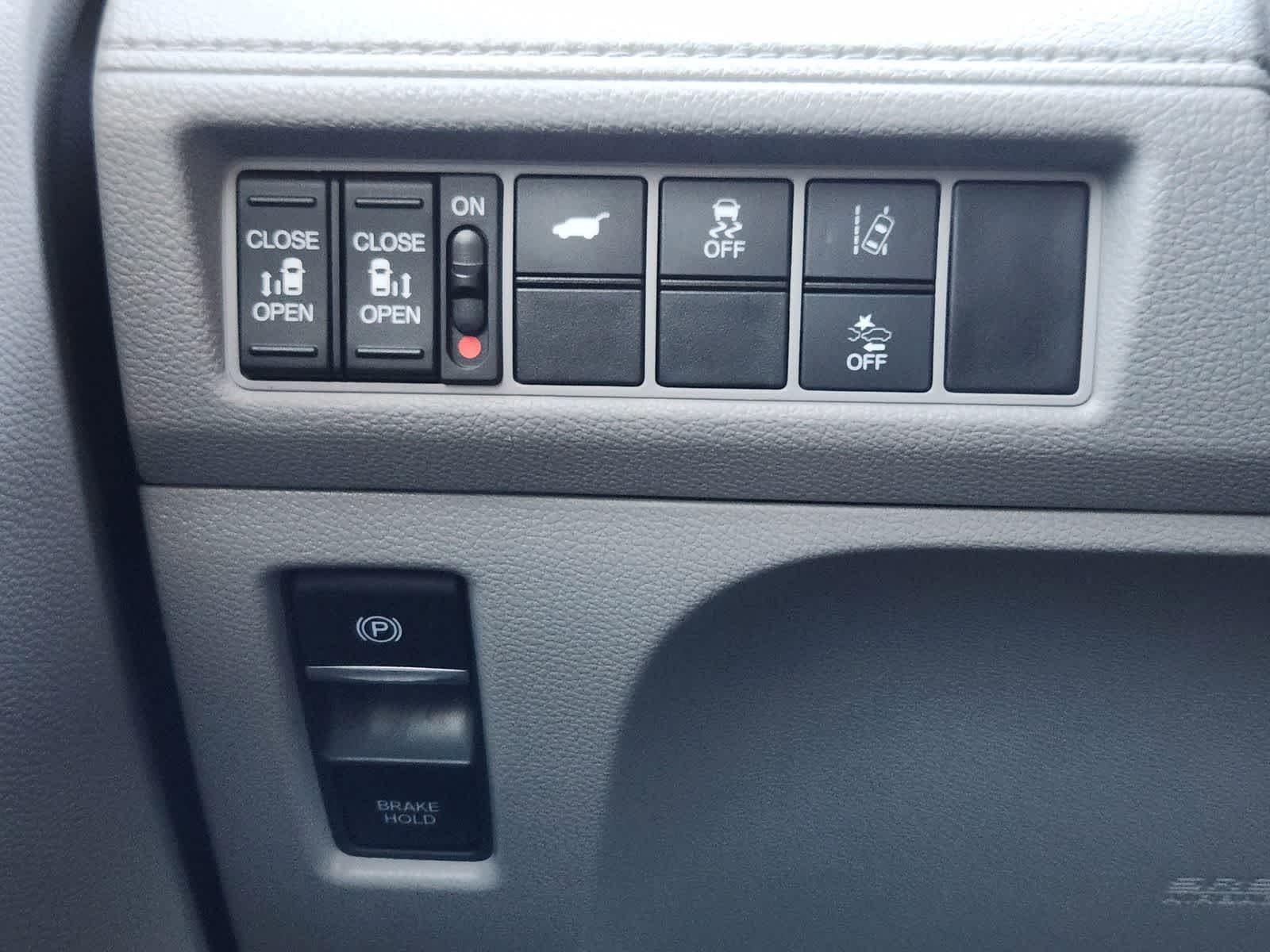 Thumbnail: 2020 Honda Odyssey - 21