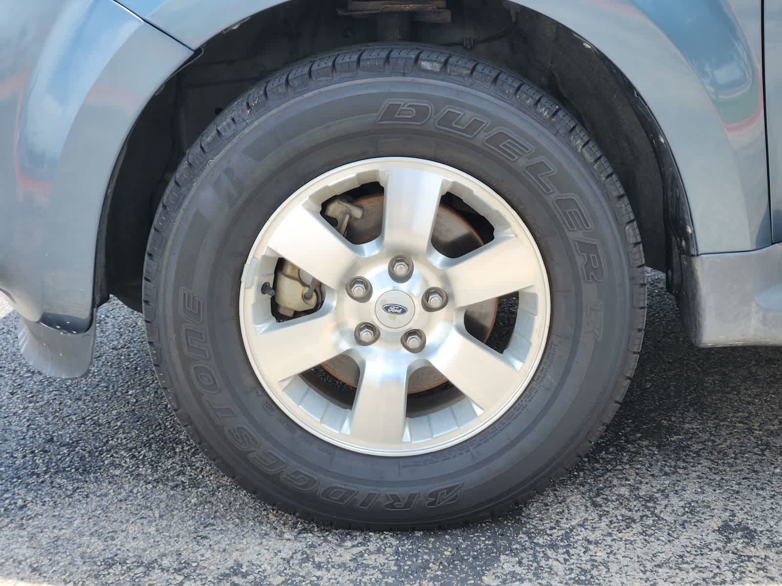 Thumbnail: 2011 Ford Escape - 9