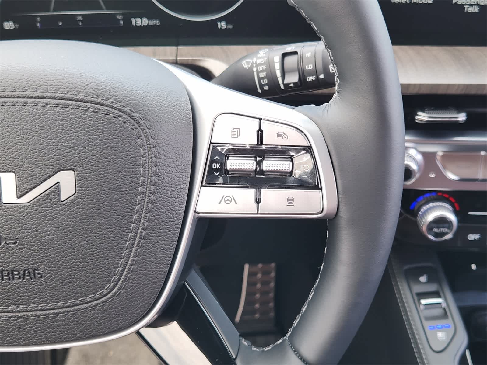 Thumbnail: 2025 Kia Telluride - 27