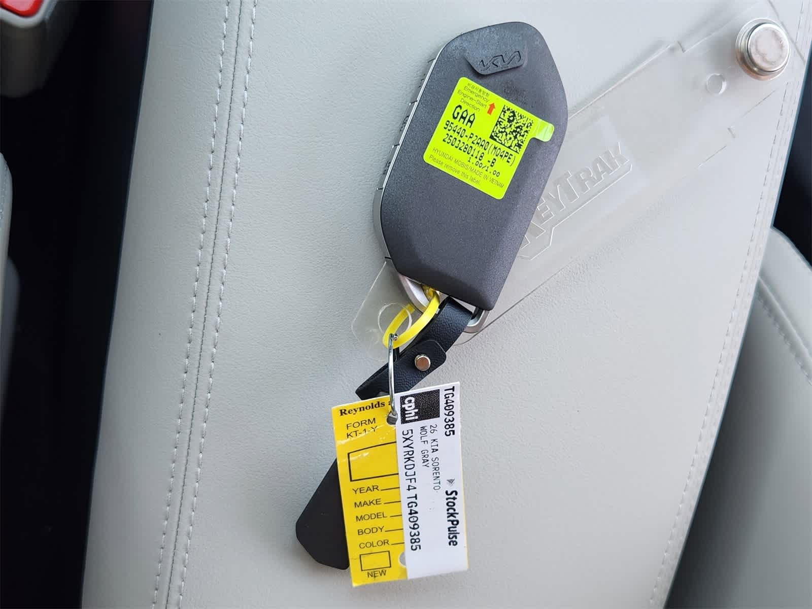 Thumbnail: 2026 Kia Sorento - 32