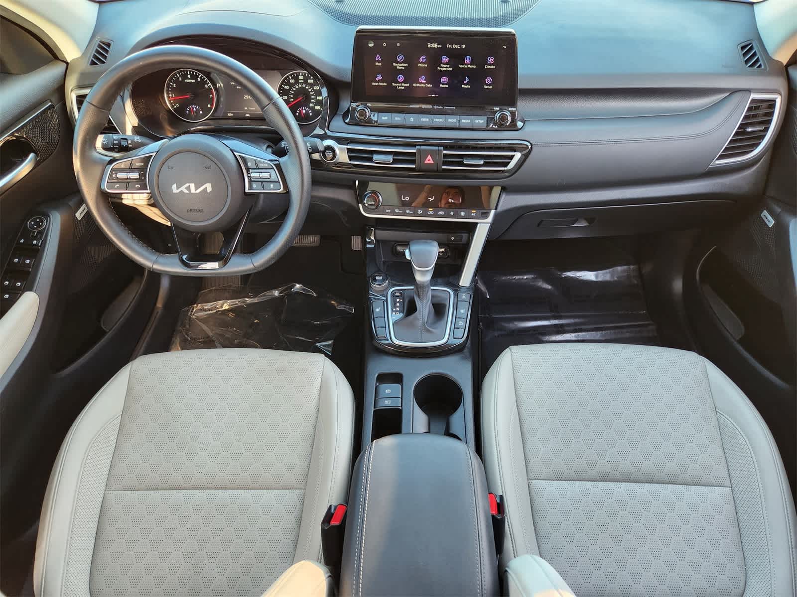 Thumbnail: 2023 Kia Seltos - 25