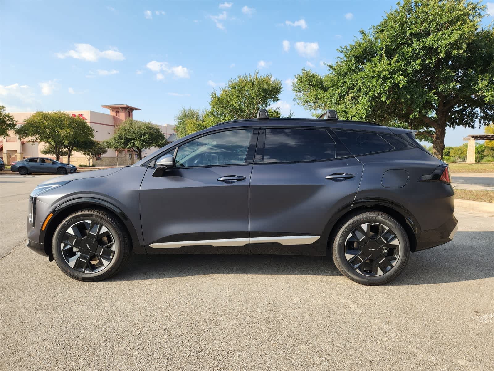 Thumbnail: 2026 Kia Sportage - 4