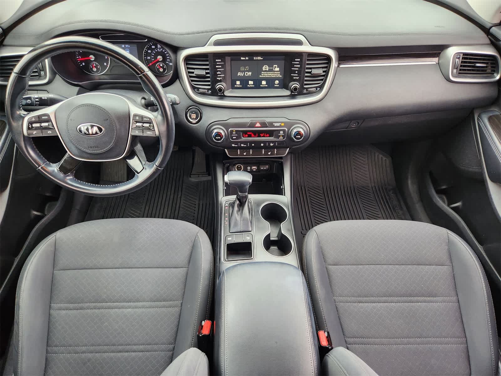 Thumbnail: 2020 Kia Sorento - 24