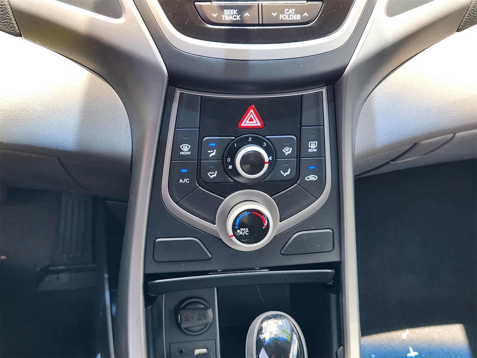 Thumbnail: 2016 Hyundai Elantra - 18