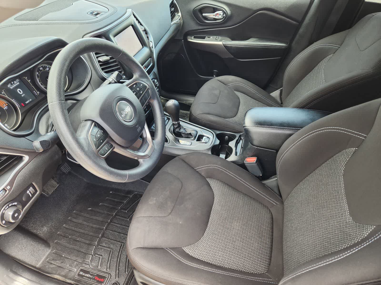 Thumbnail: 2019 Jeep Cherokee - 2