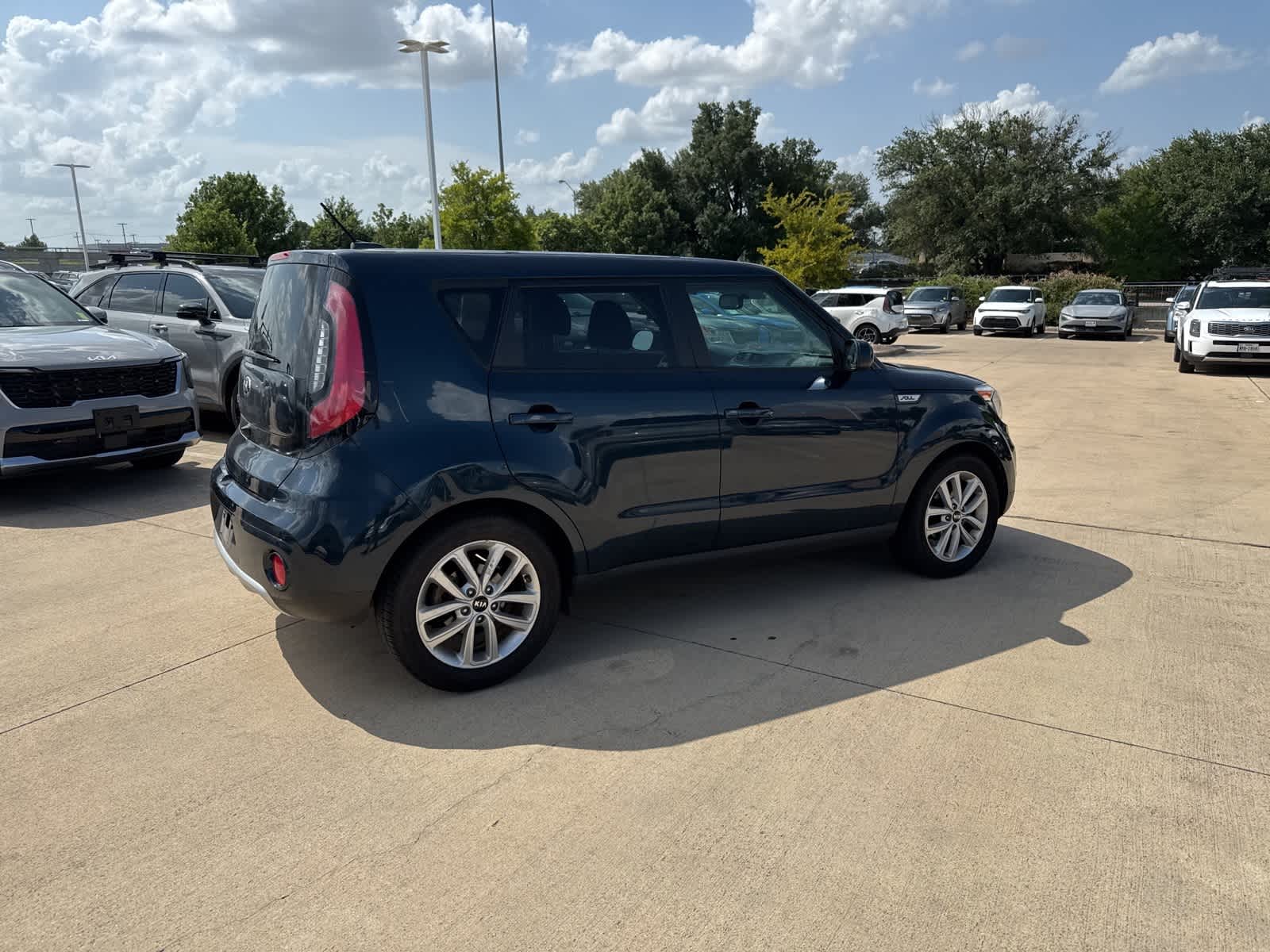 Thumbnail: 2018 Kia Soul - 8