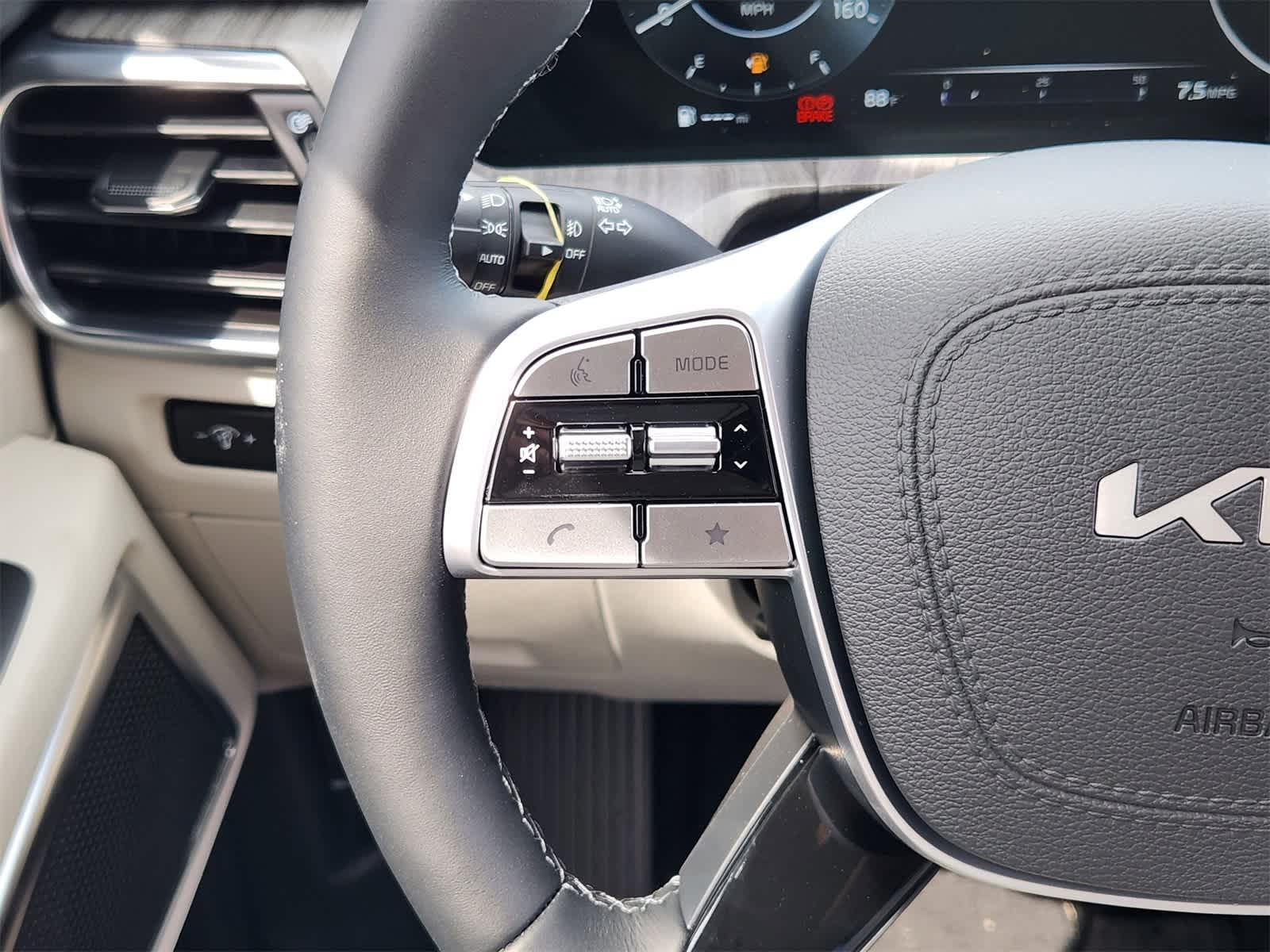 Thumbnail: 2025 Kia Telluride - 26