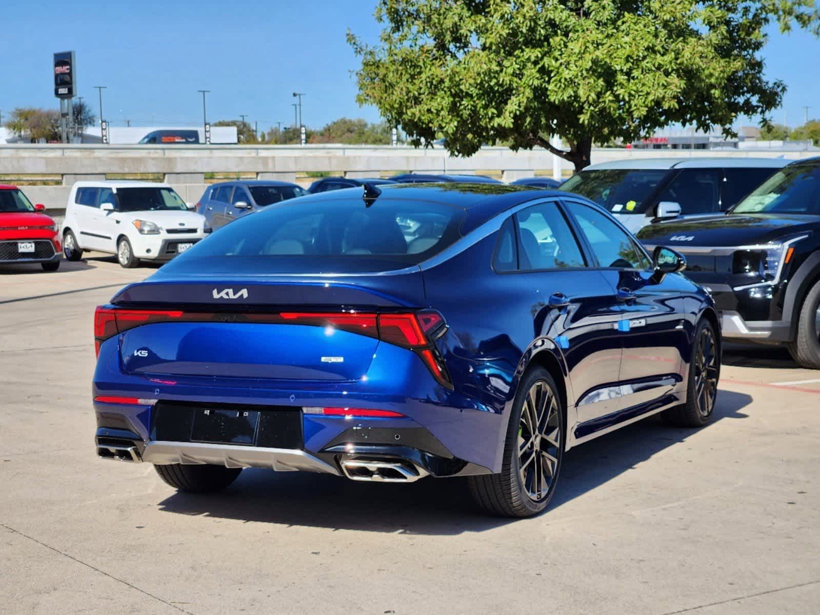 Thumbnail: 2026 Kia K5 - 4