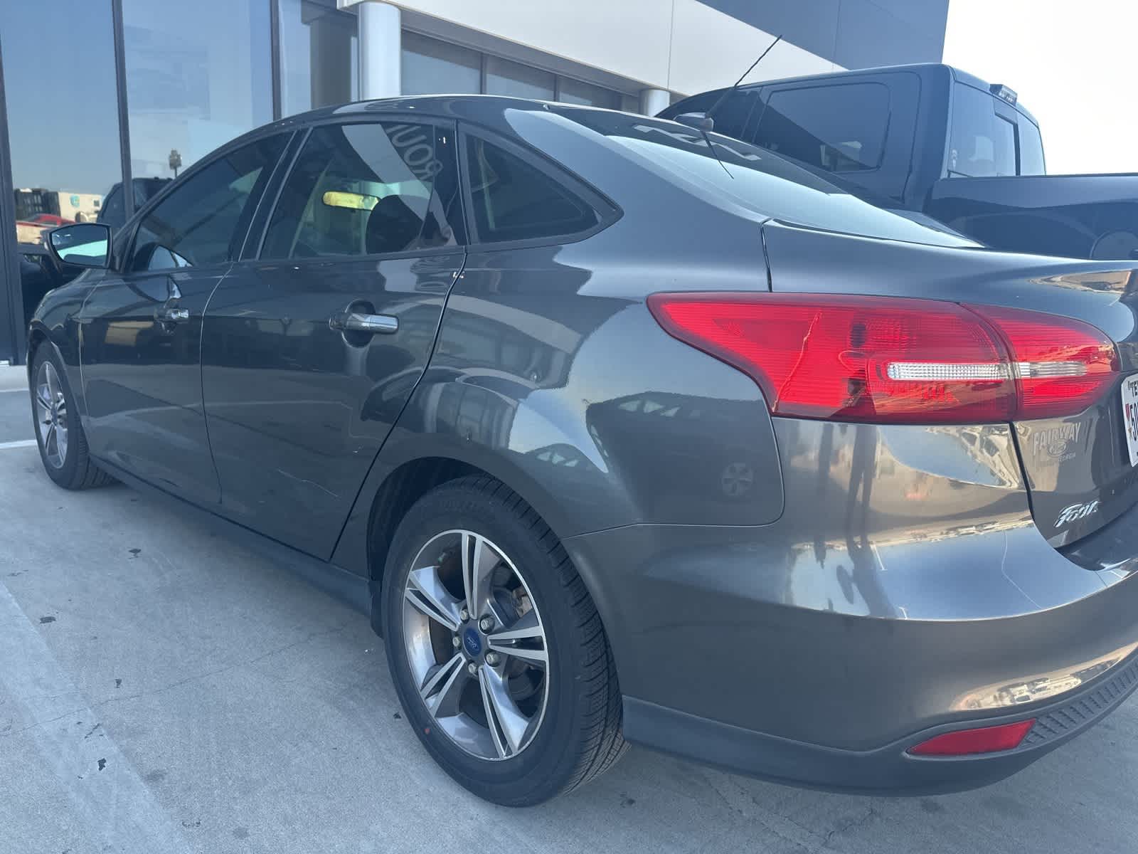 Thumbnail: 2017 Ford Focus - 3