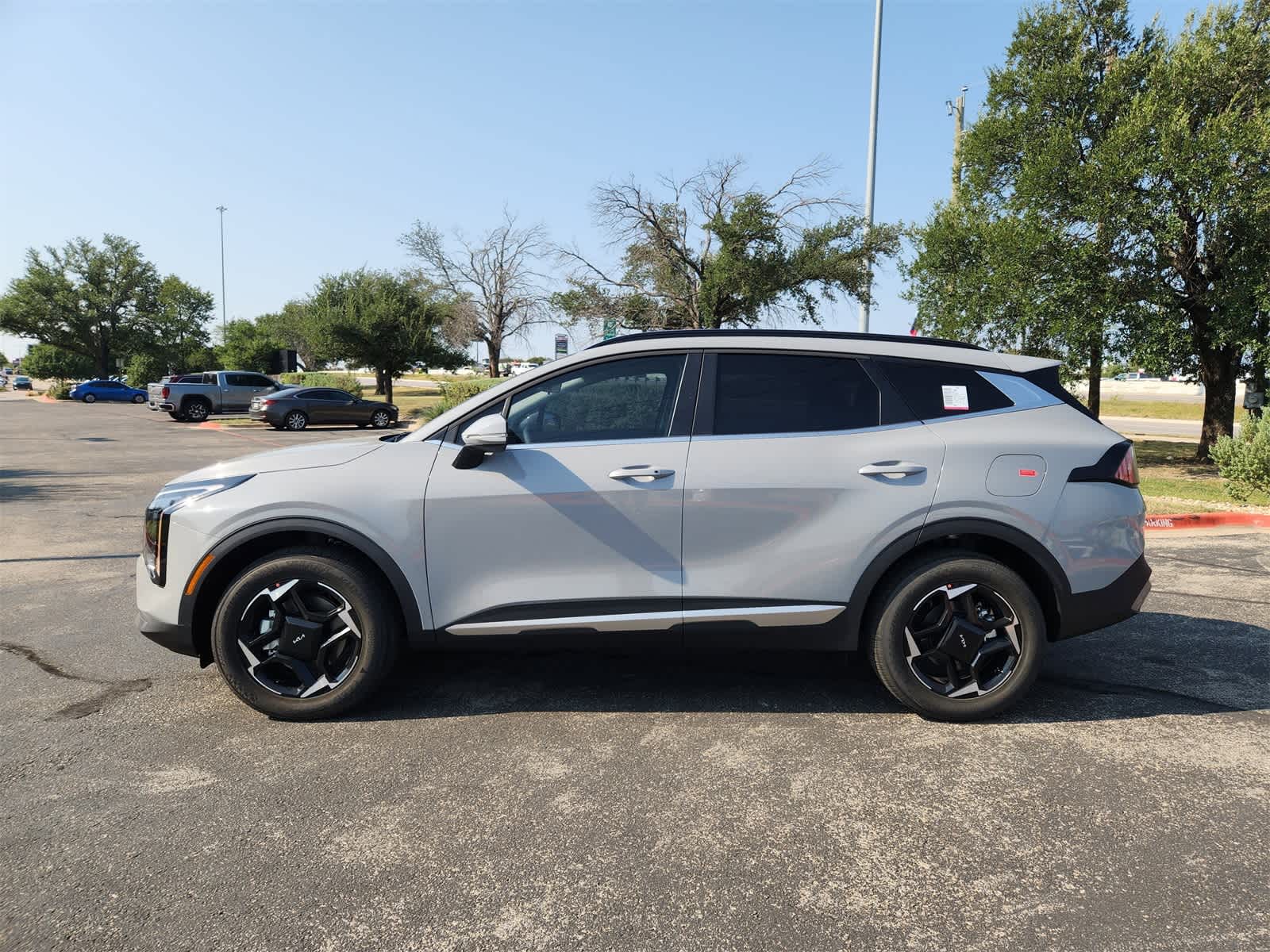 Thumbnail: 2026 Kia Sportage - 3