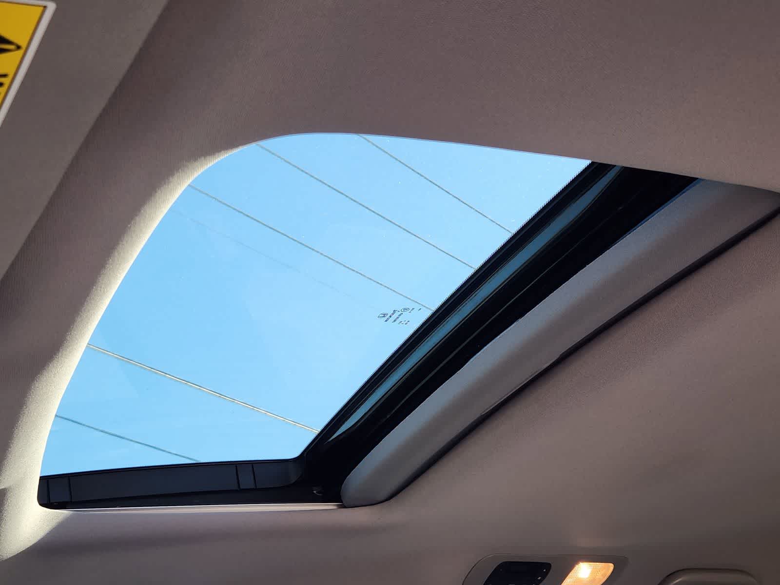 Thumbnail: 2020 Honda Odyssey - 24