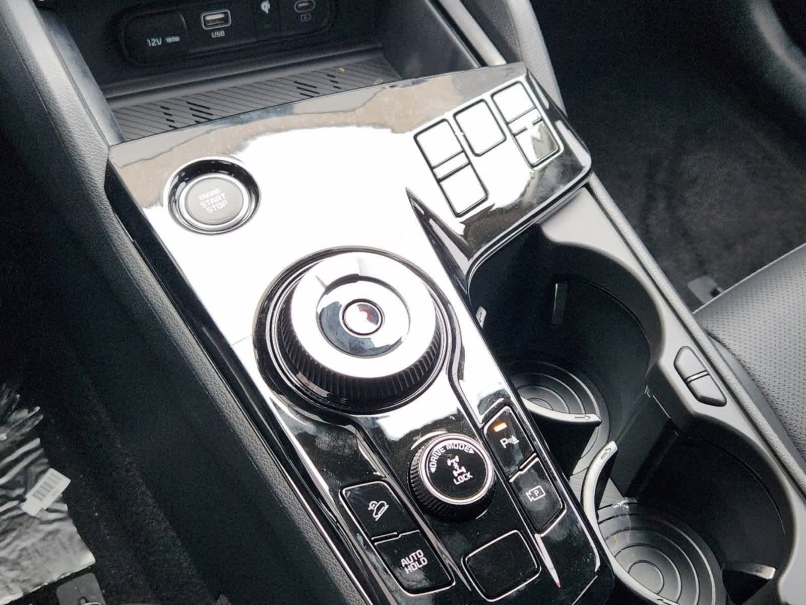 Thumbnail: 2025 Kia Sportage - 16