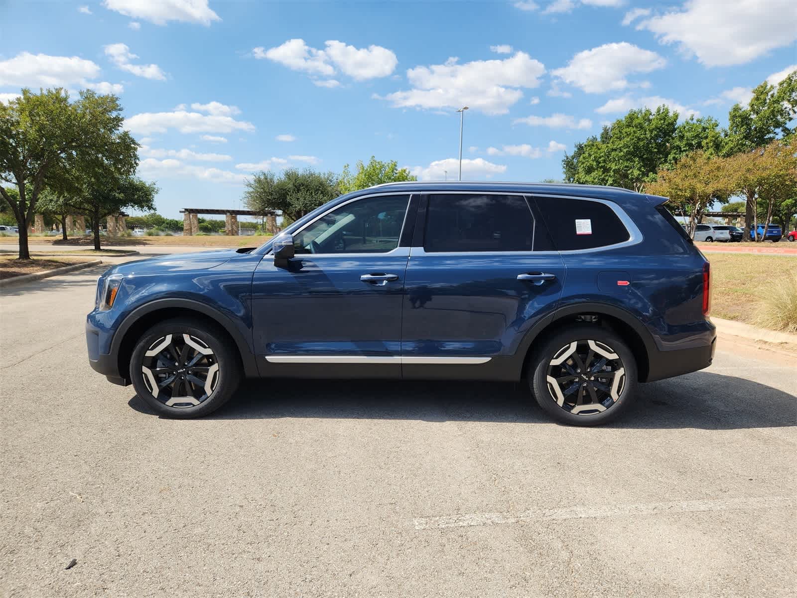 Thumbnail: 2025 Kia Telluride - 4