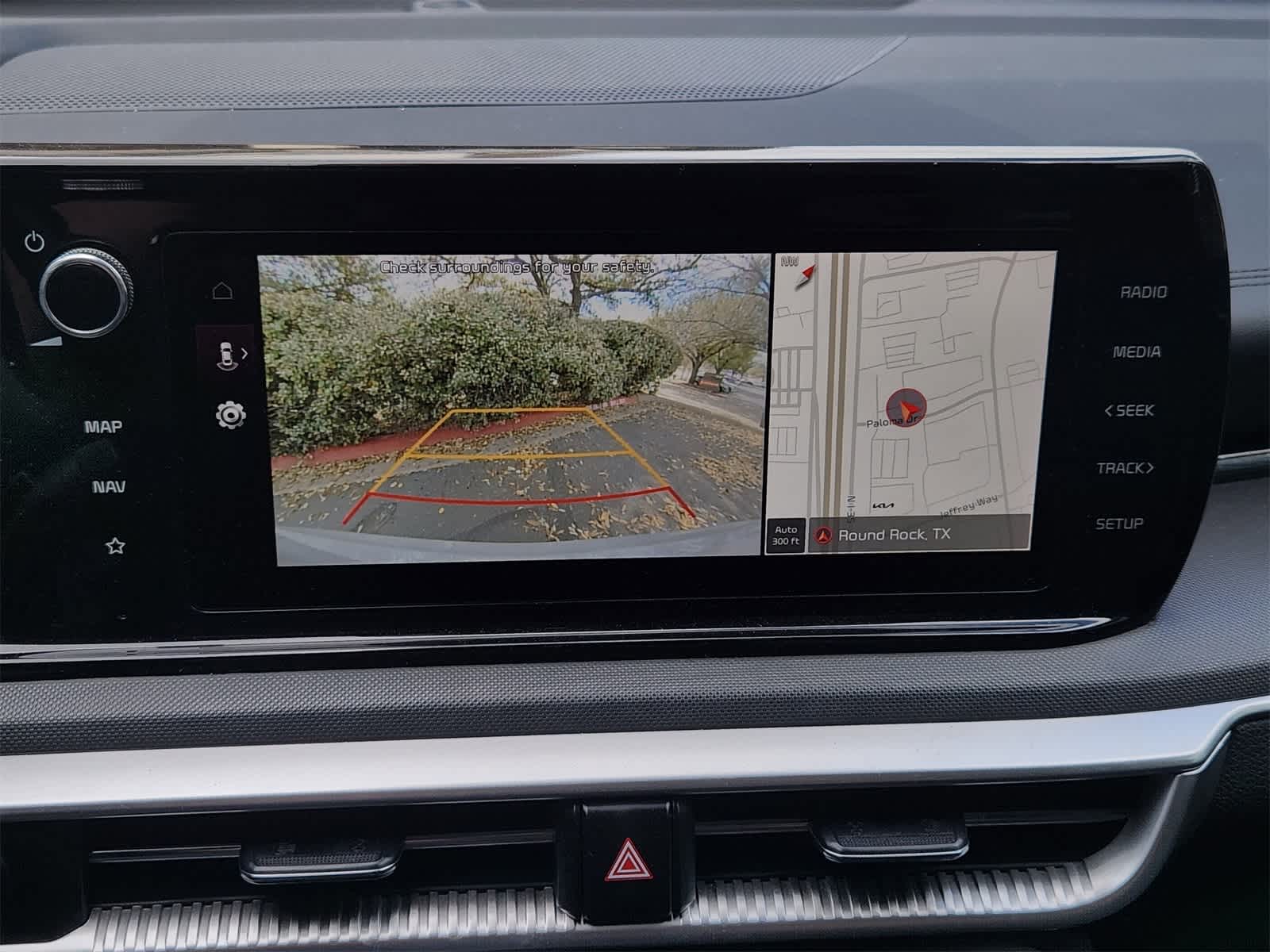 Thumbnail: 2023 Kia K5 - 18