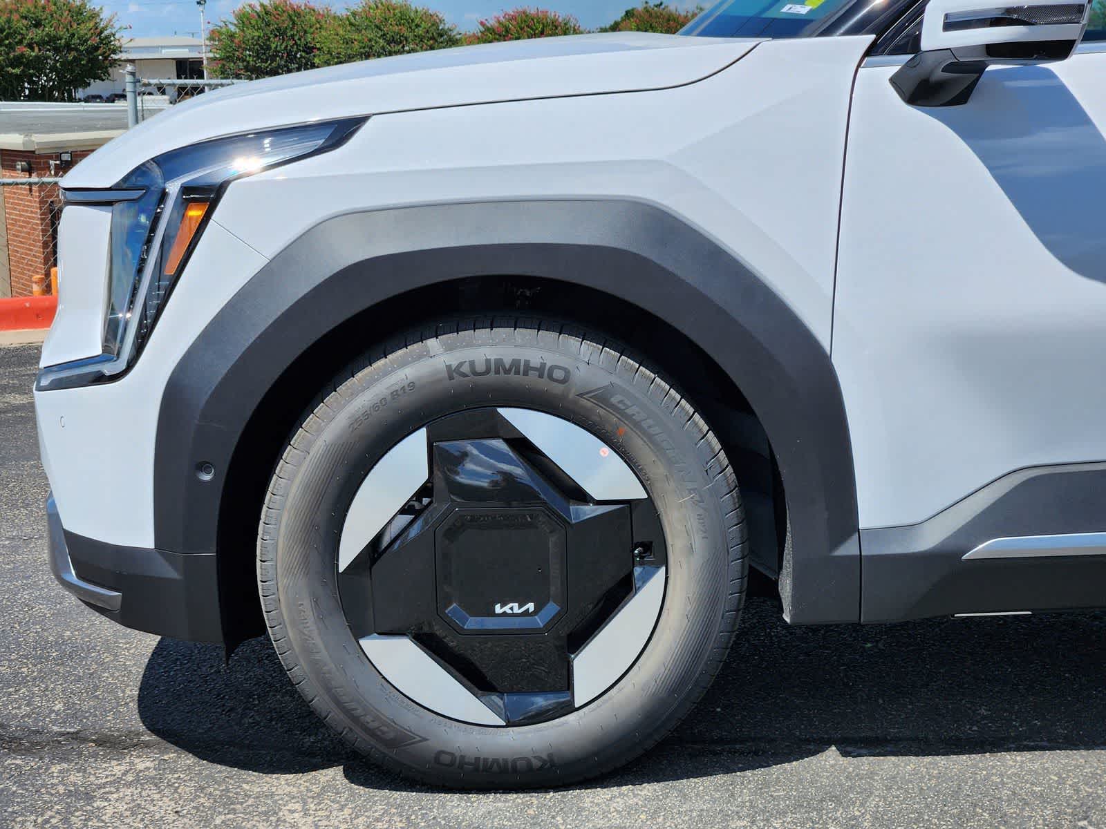 Thumbnail: 2026 Kia EV9 - 7