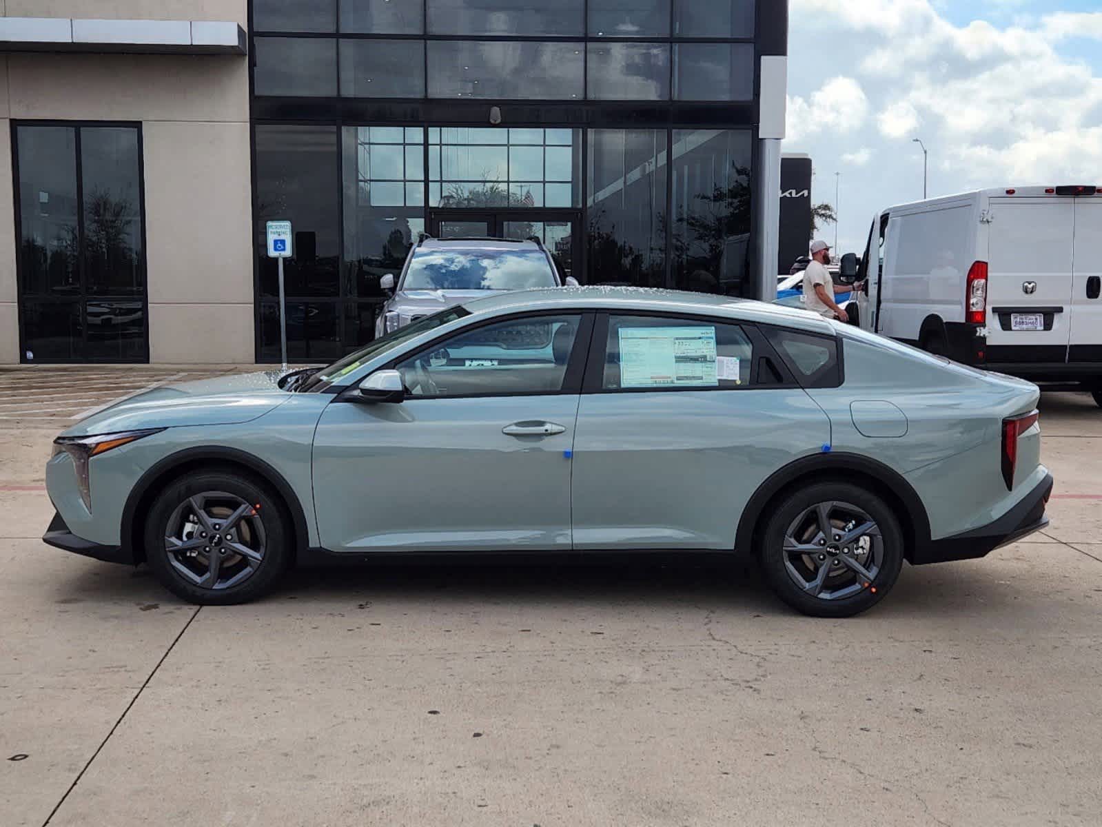 Thumbnail: 2025 Kia K4 - 3