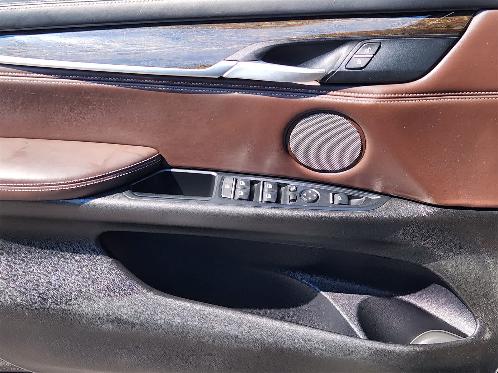 Thumbnail: 2016 BMW X5 - 21