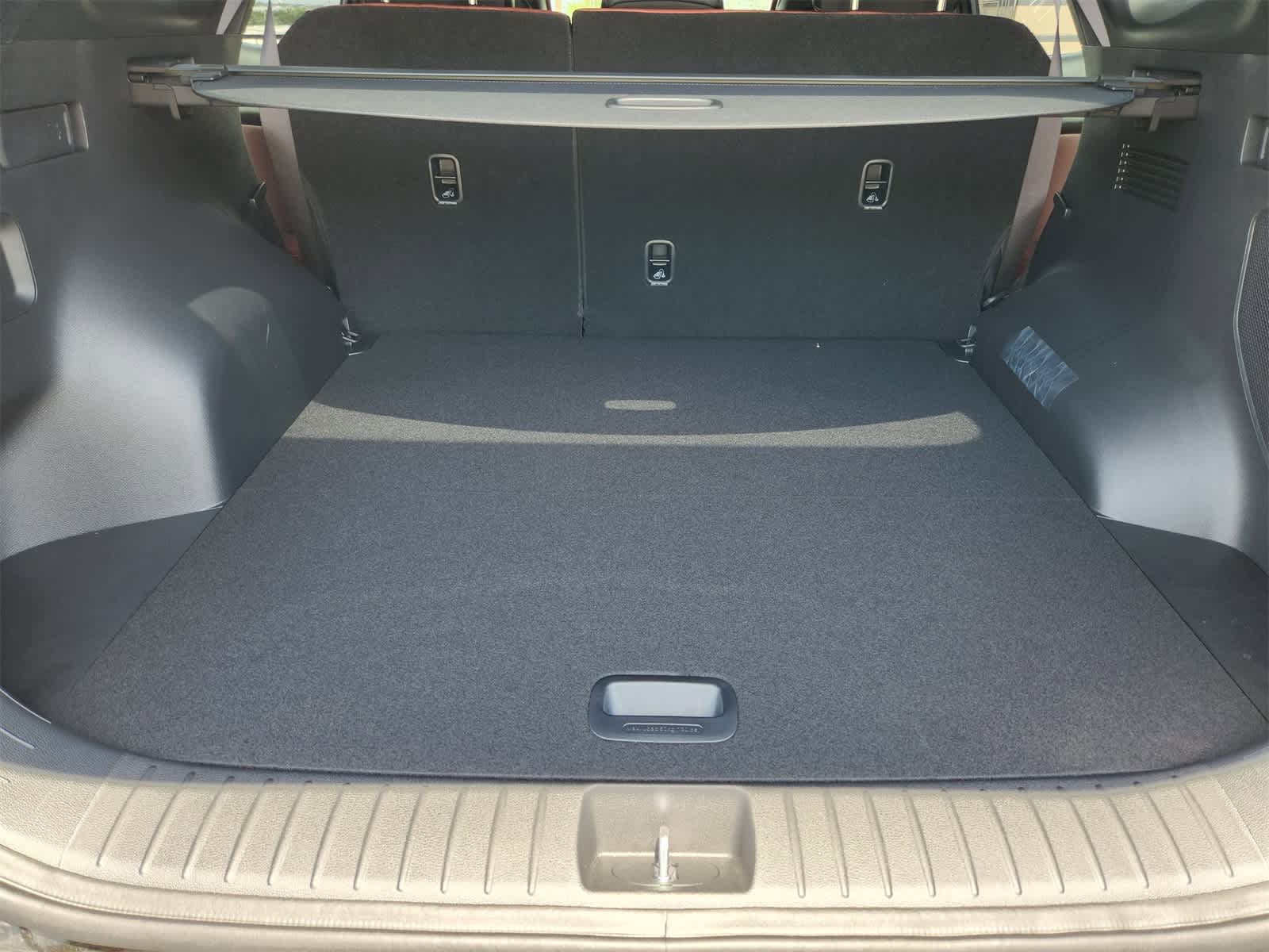 Thumbnail: 2025 Kia Sportage - 28