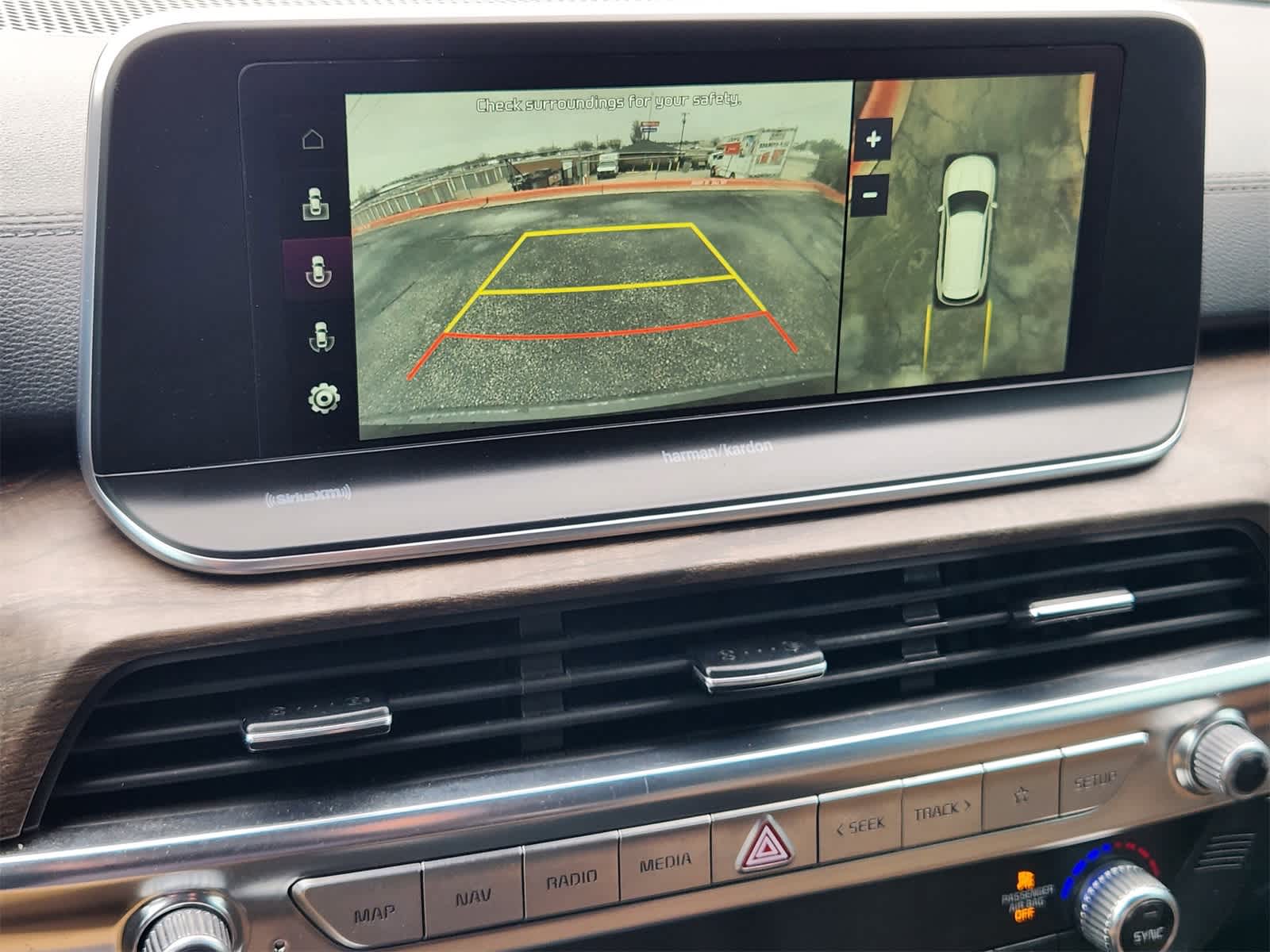 Thumbnail: 2022 Kia Telluride - 17