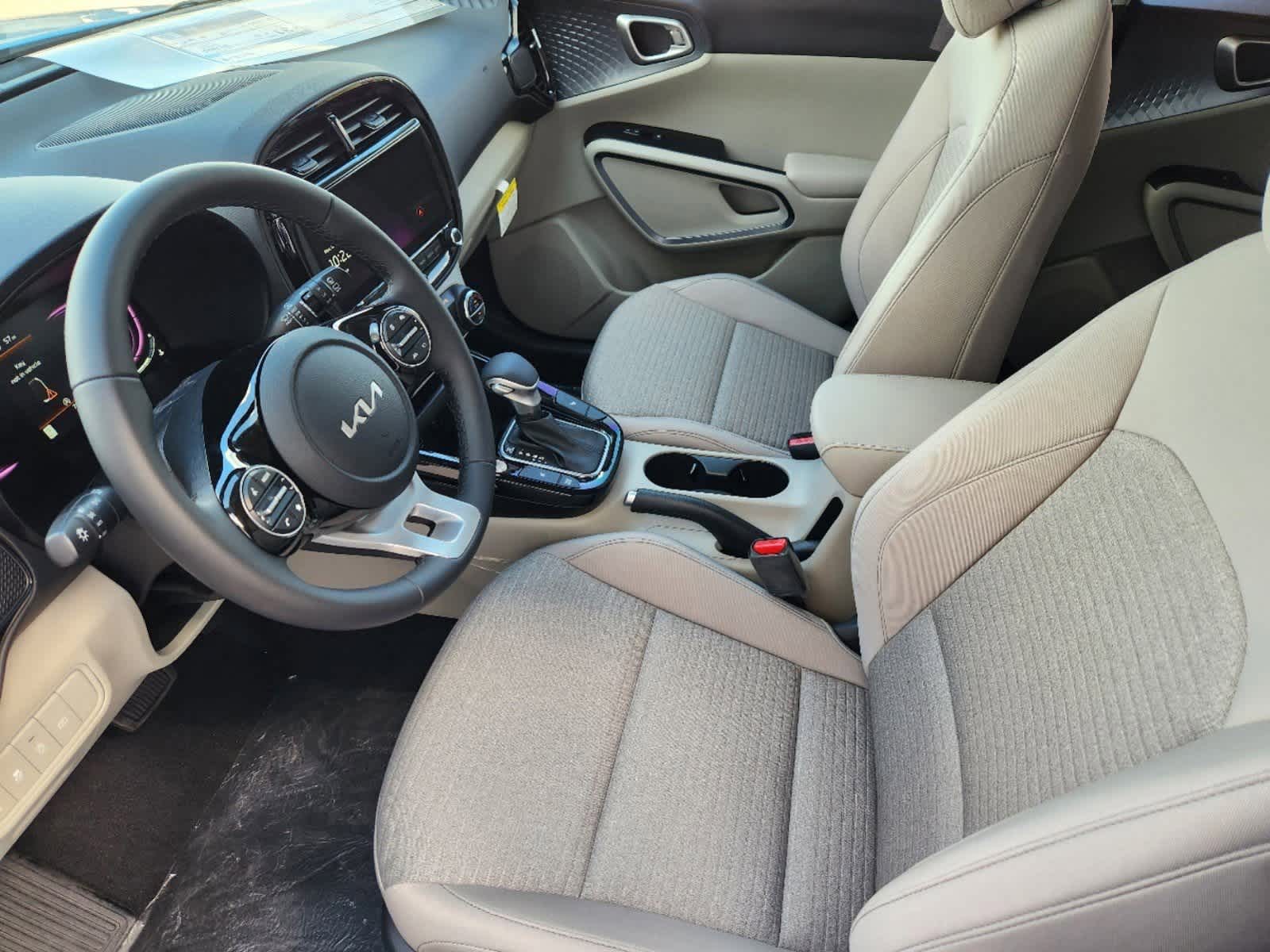 Thumbnail: 2025 Kia Soul - 10