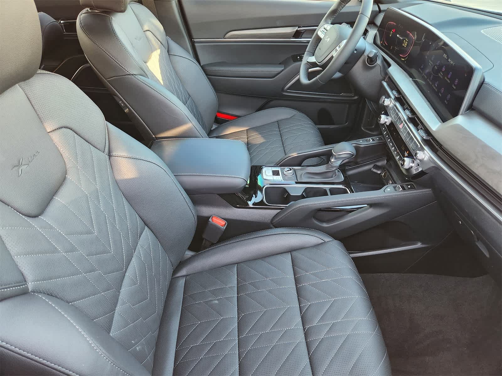 Thumbnail: 2025 Kia Telluride - 12