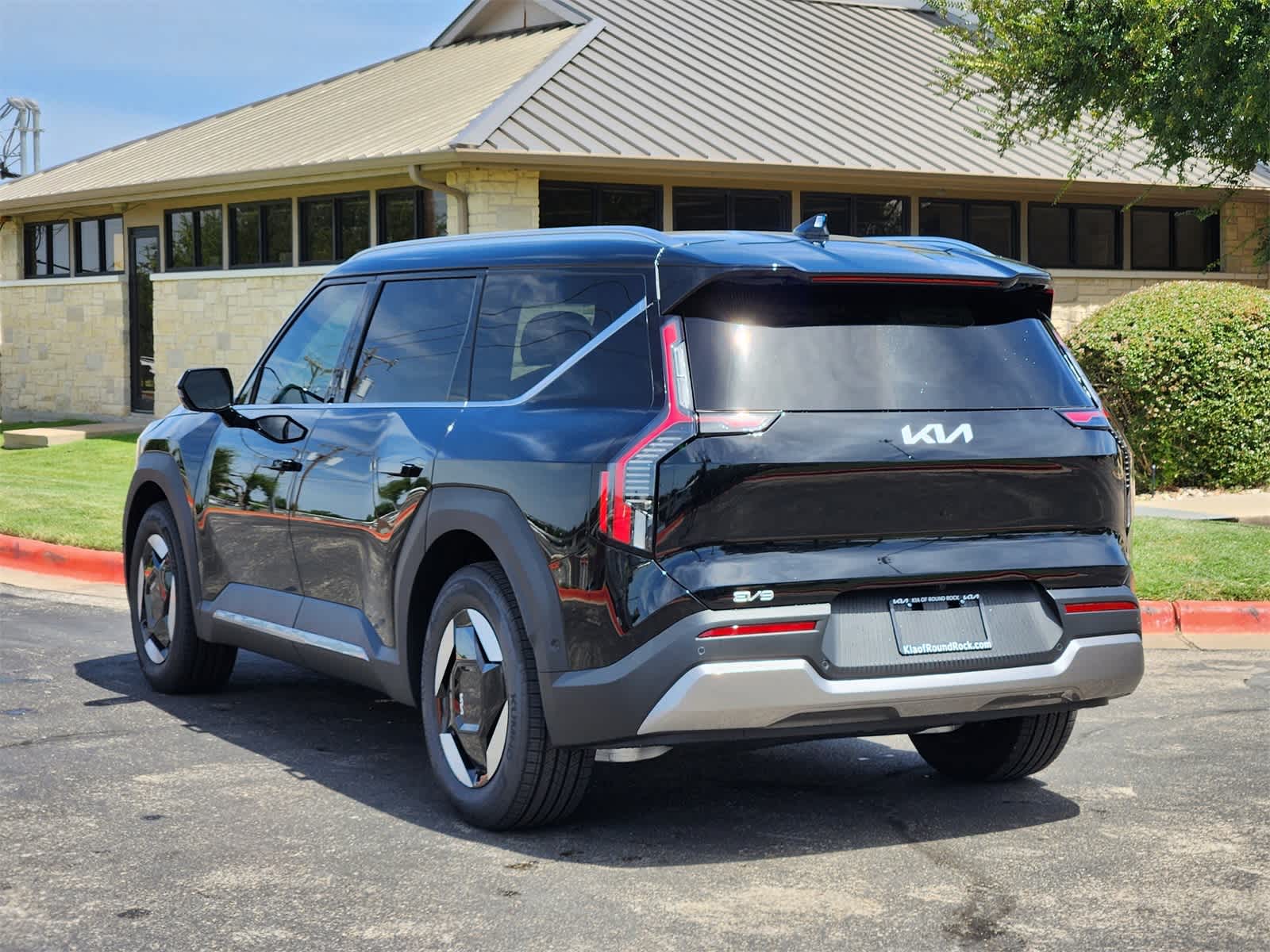 Thumbnail: 2026 Kia EV9 - 6
