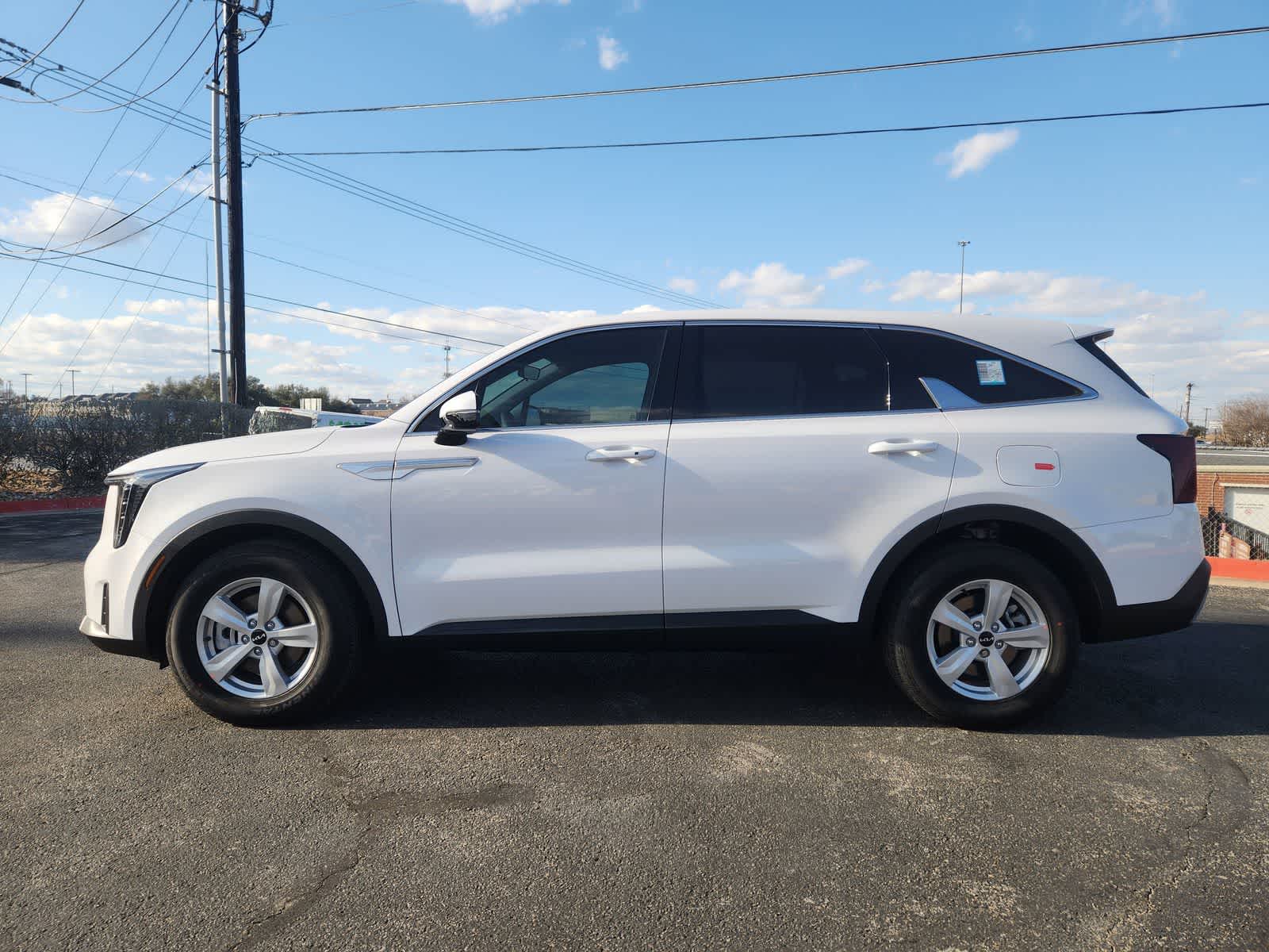 Thumbnail: 2026 Kia Sorento - 3