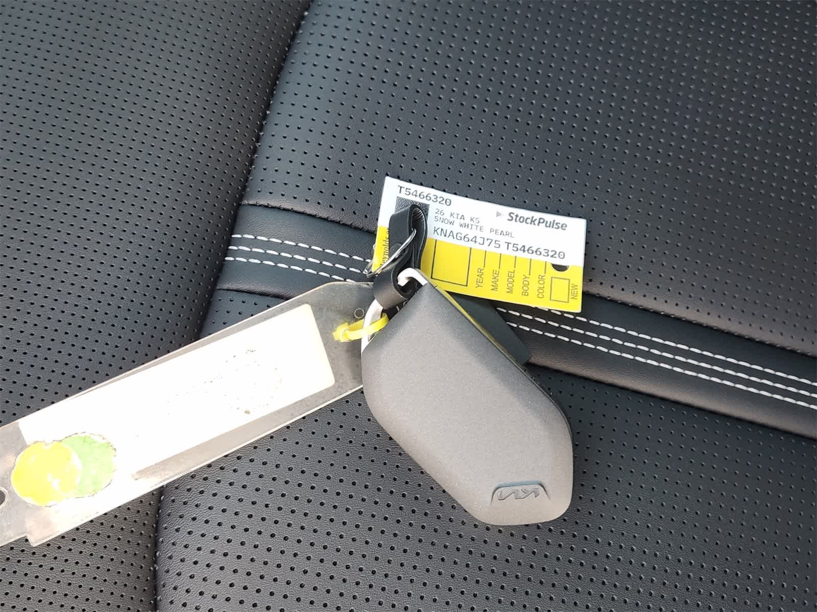 Thumbnail: 2026 Kia K5 - 28