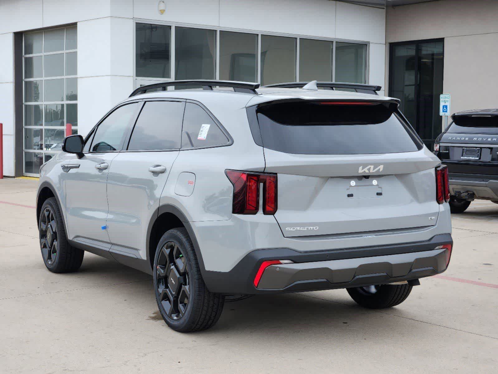 Thumbnail: 2026 Kia Sorento - 5