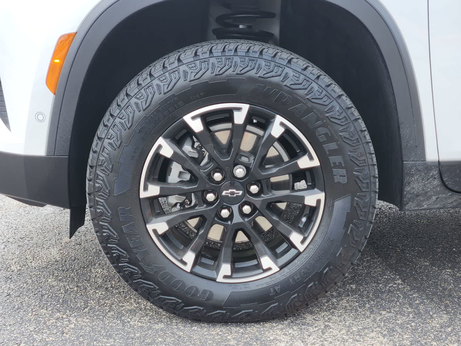 Thumbnail: 2024 Chevrolet Traverse - 9