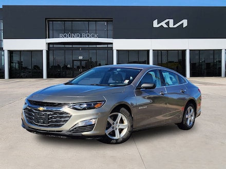 2022 Chevrolet Malibu LS w/1LS Sedan