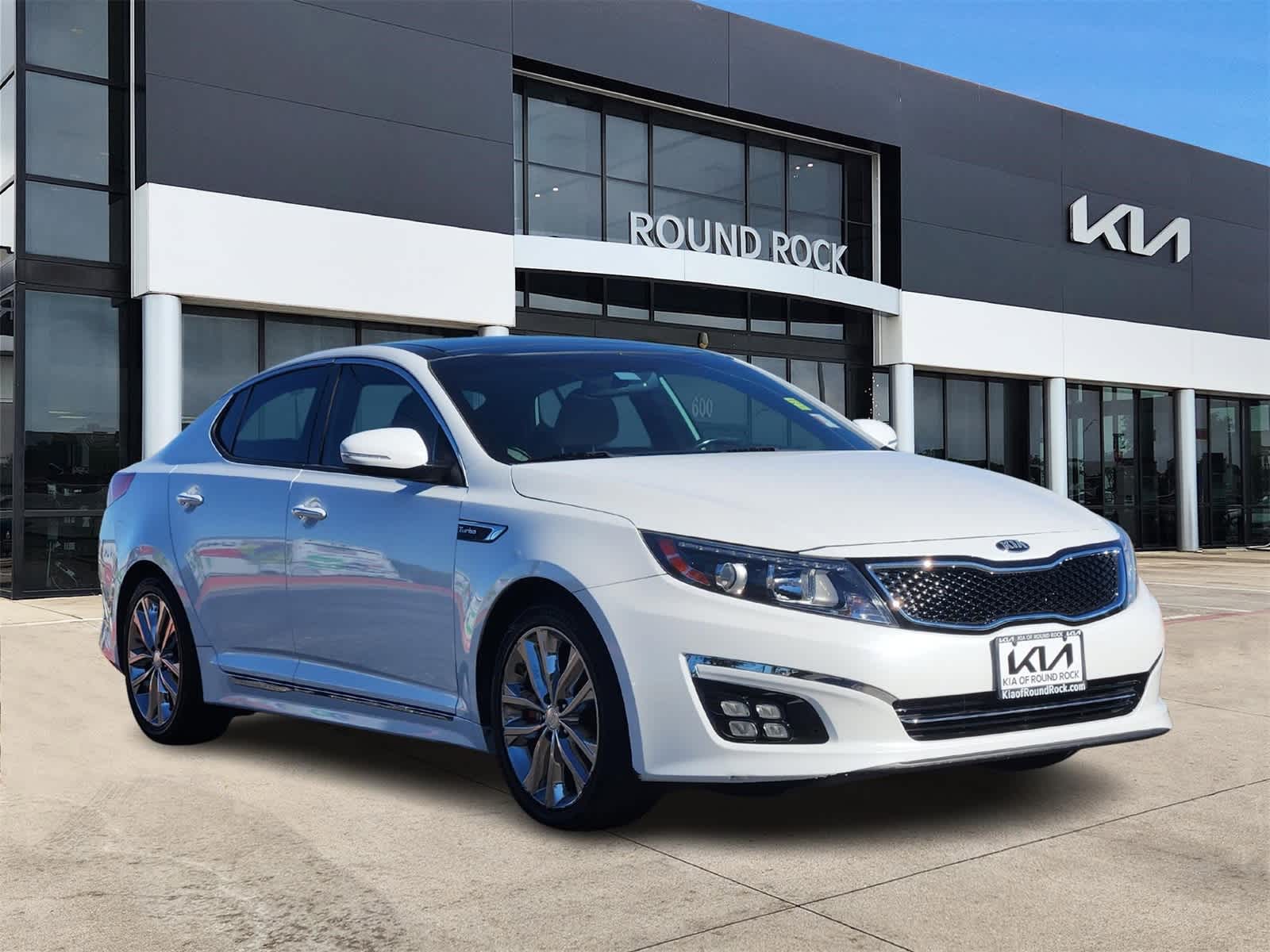 Thumbnail: 2015 Kia Optima - 3