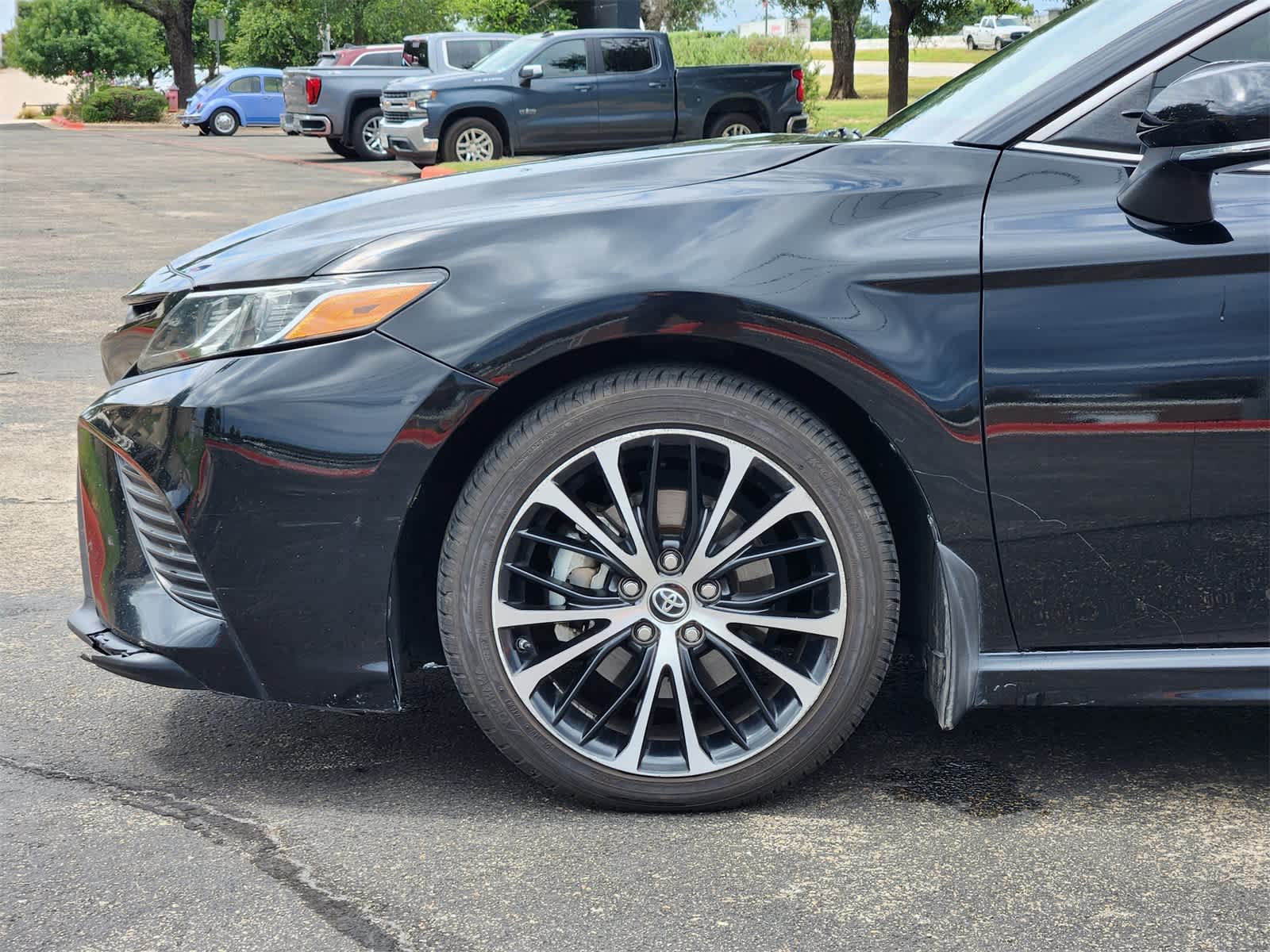 Thumbnail: 2018 Toyota Camry - 8