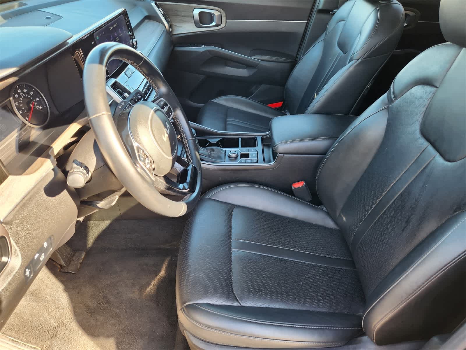 Thumbnail: 2022 Kia Sorento - 12