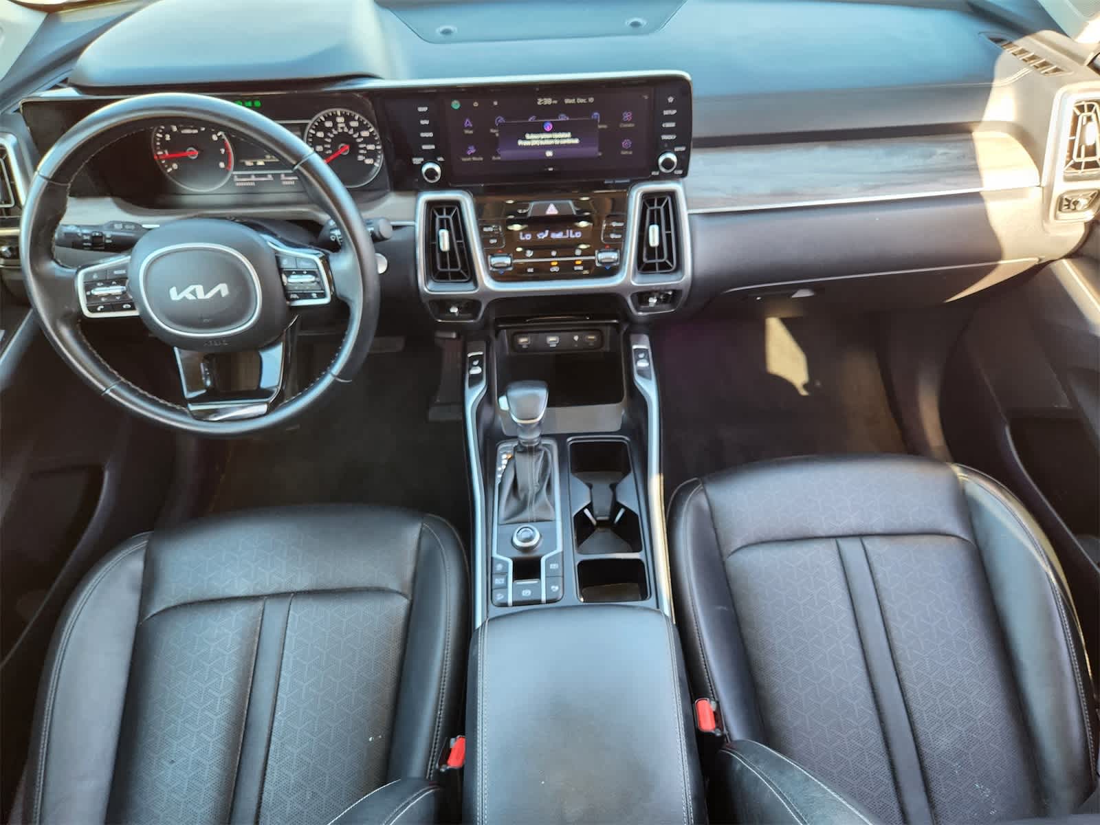 Thumbnail: 2022 Kia Sorento - 25