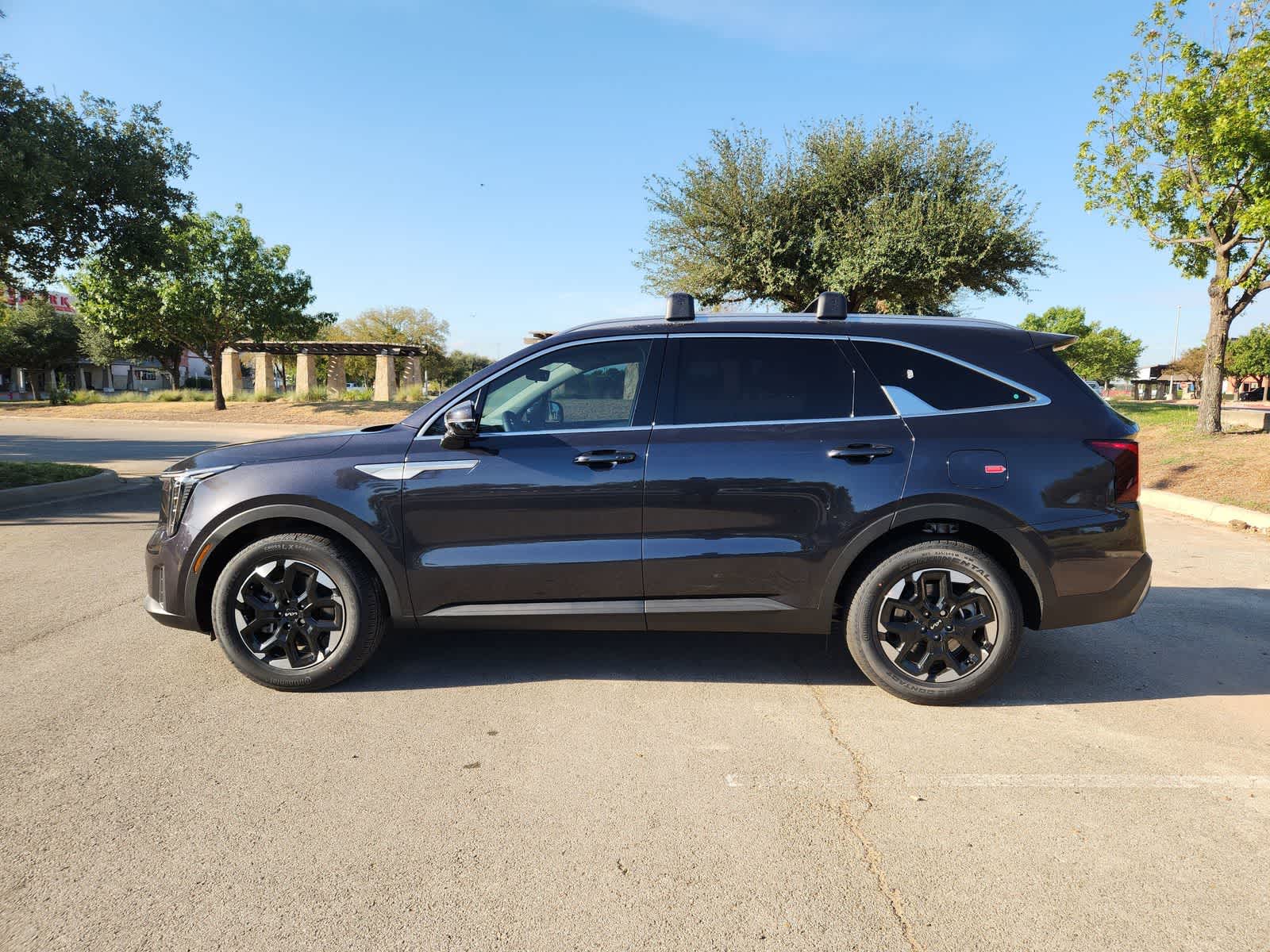 Thumbnail: 2026 Kia Sorento - 3