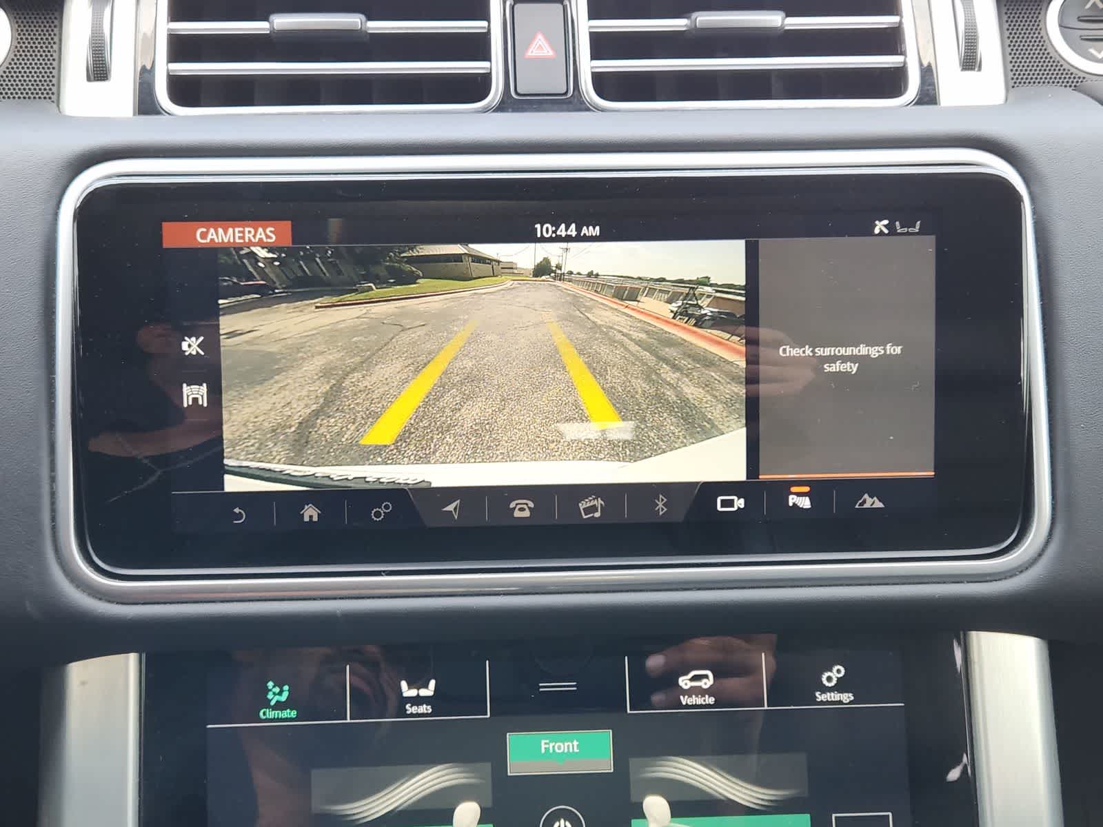 Thumbnail: 2019 Land Rover Range Rover - 16