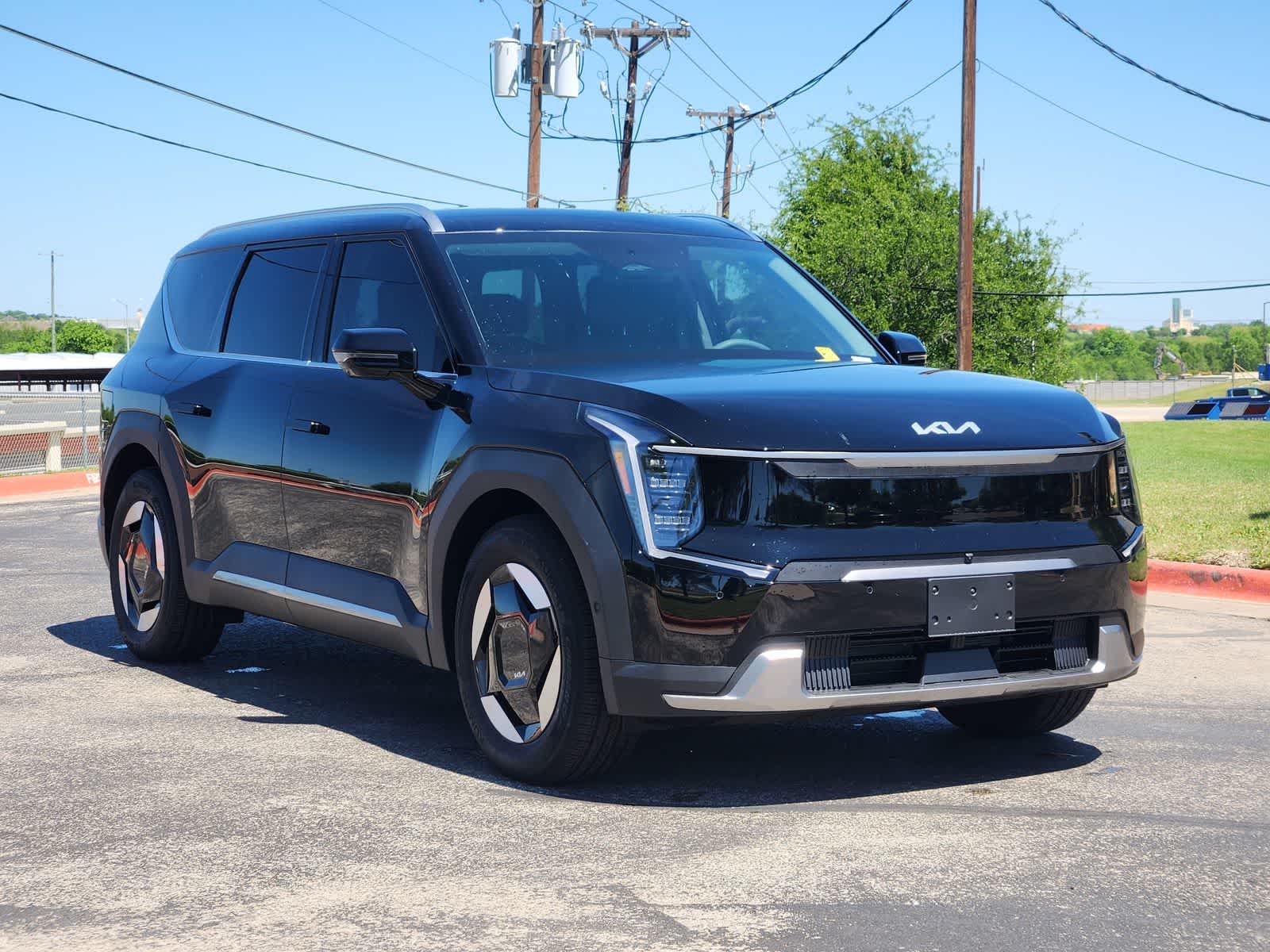 Thumbnail: 2026 Kia EV9 - 3